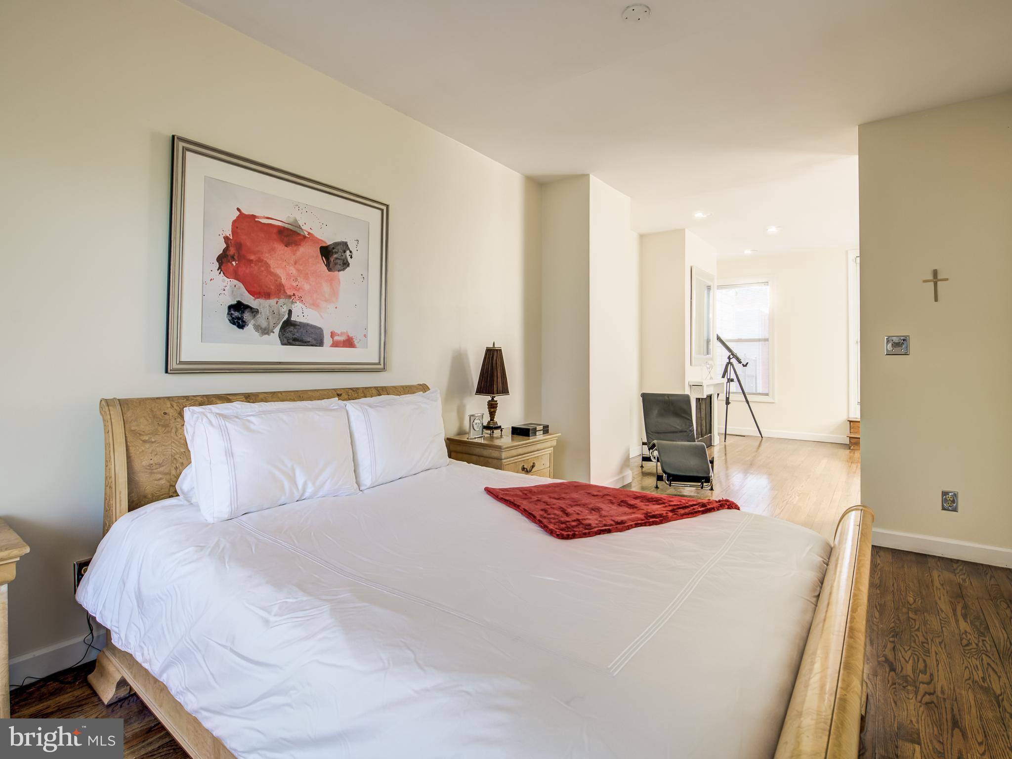 1104 5TH STREET NW