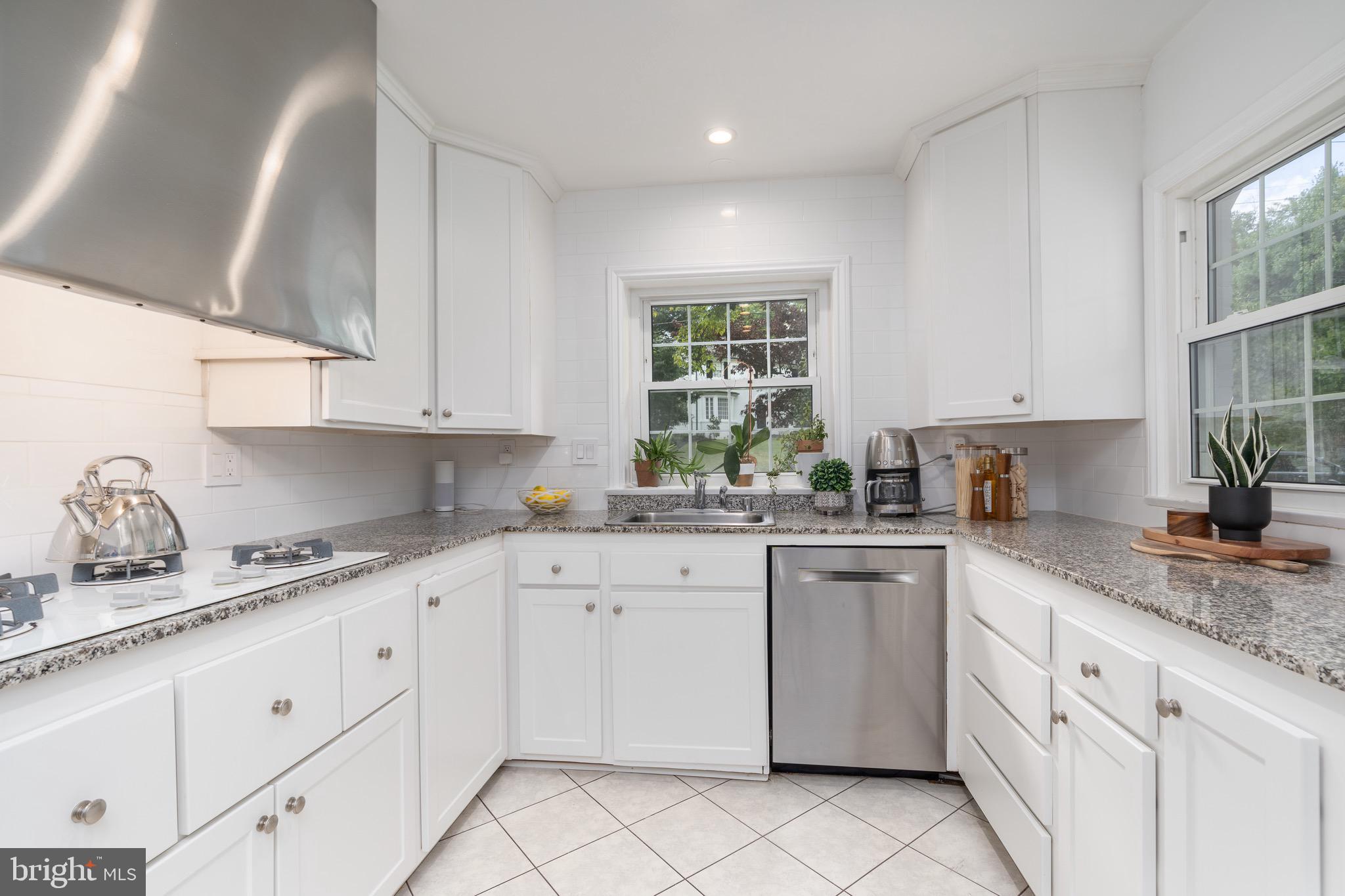 5100 MACOMB STREET NW