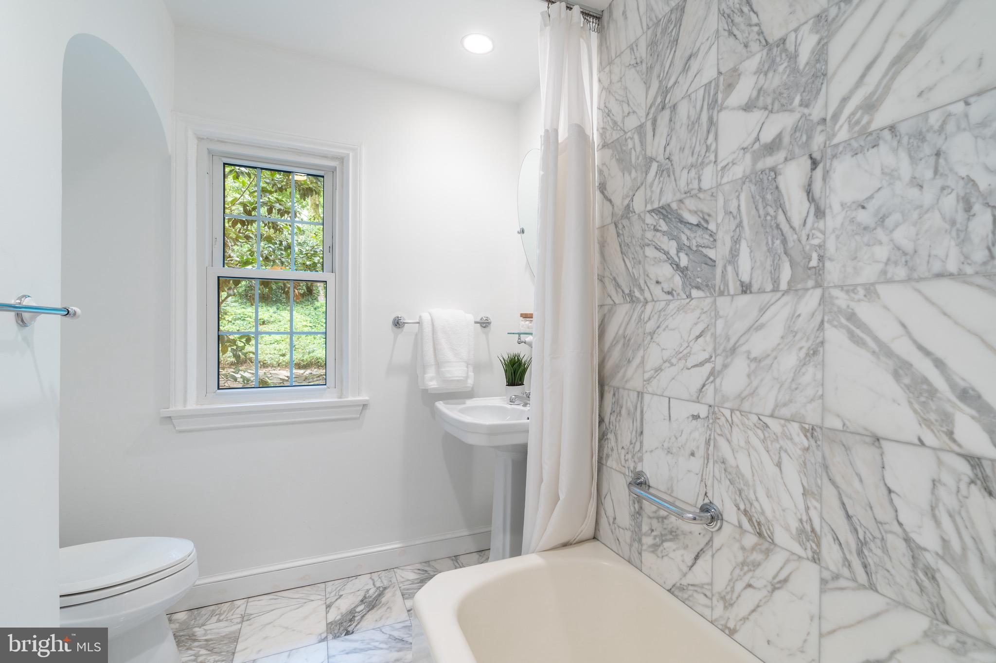 5100 MACOMB STREET NW