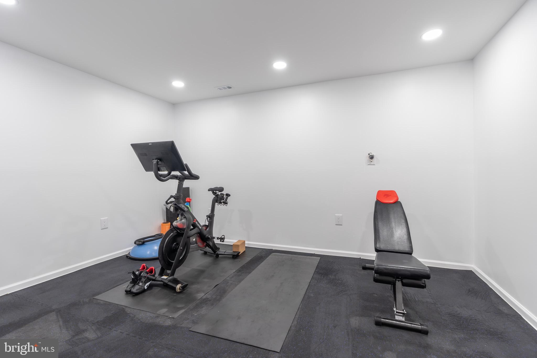 5100 MACOMB STREET NW