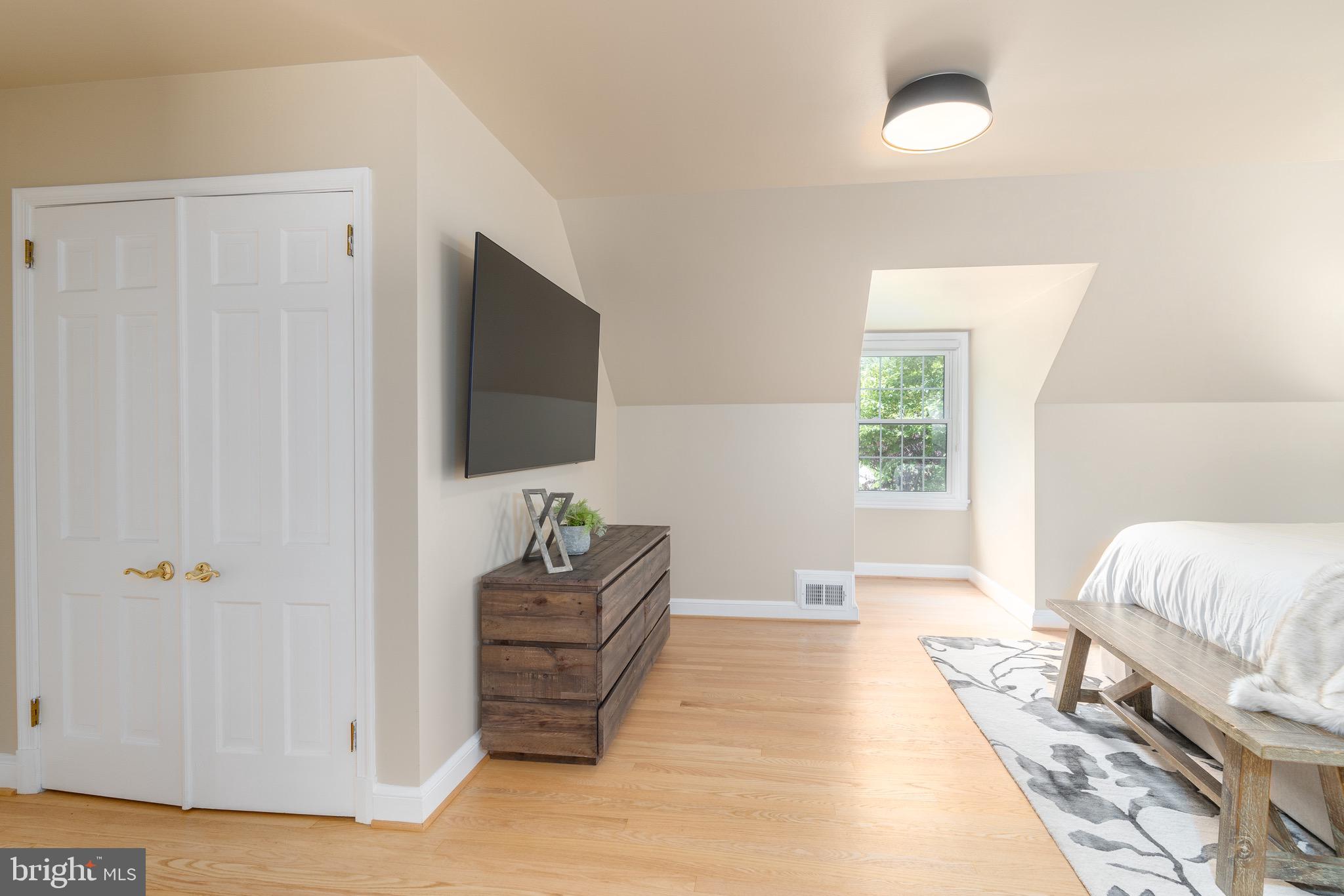 5100 MACOMB STREET NW