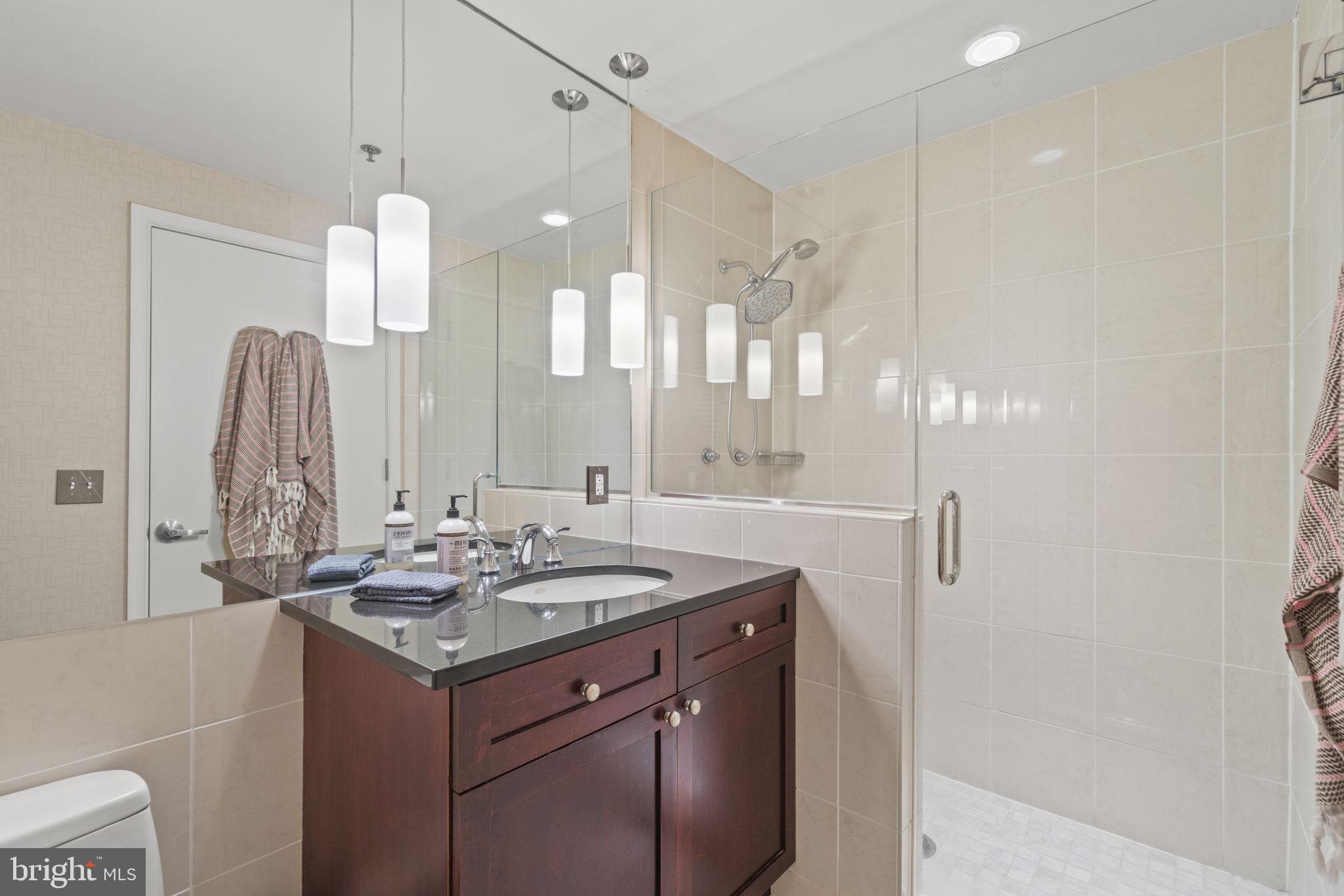 675 E STREET NW 500