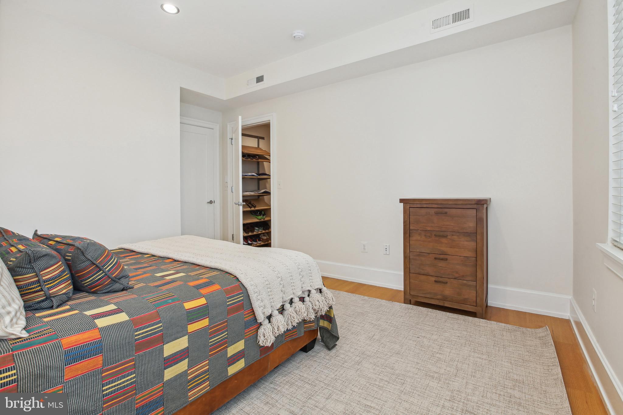 2516 Q STREET NW E101