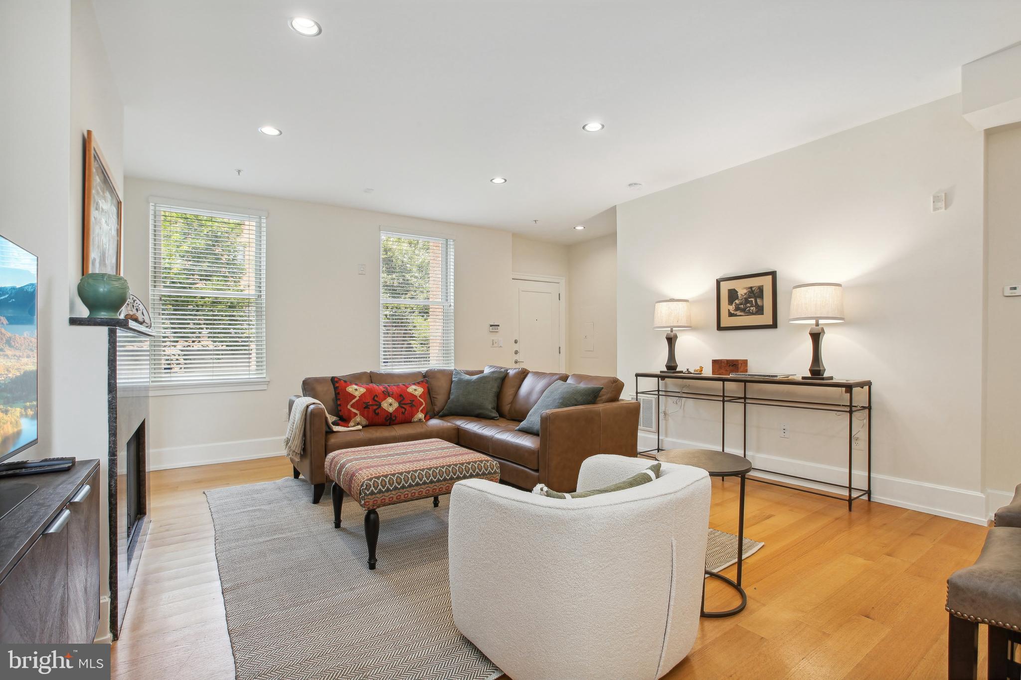 2516 Q STREET NW E101