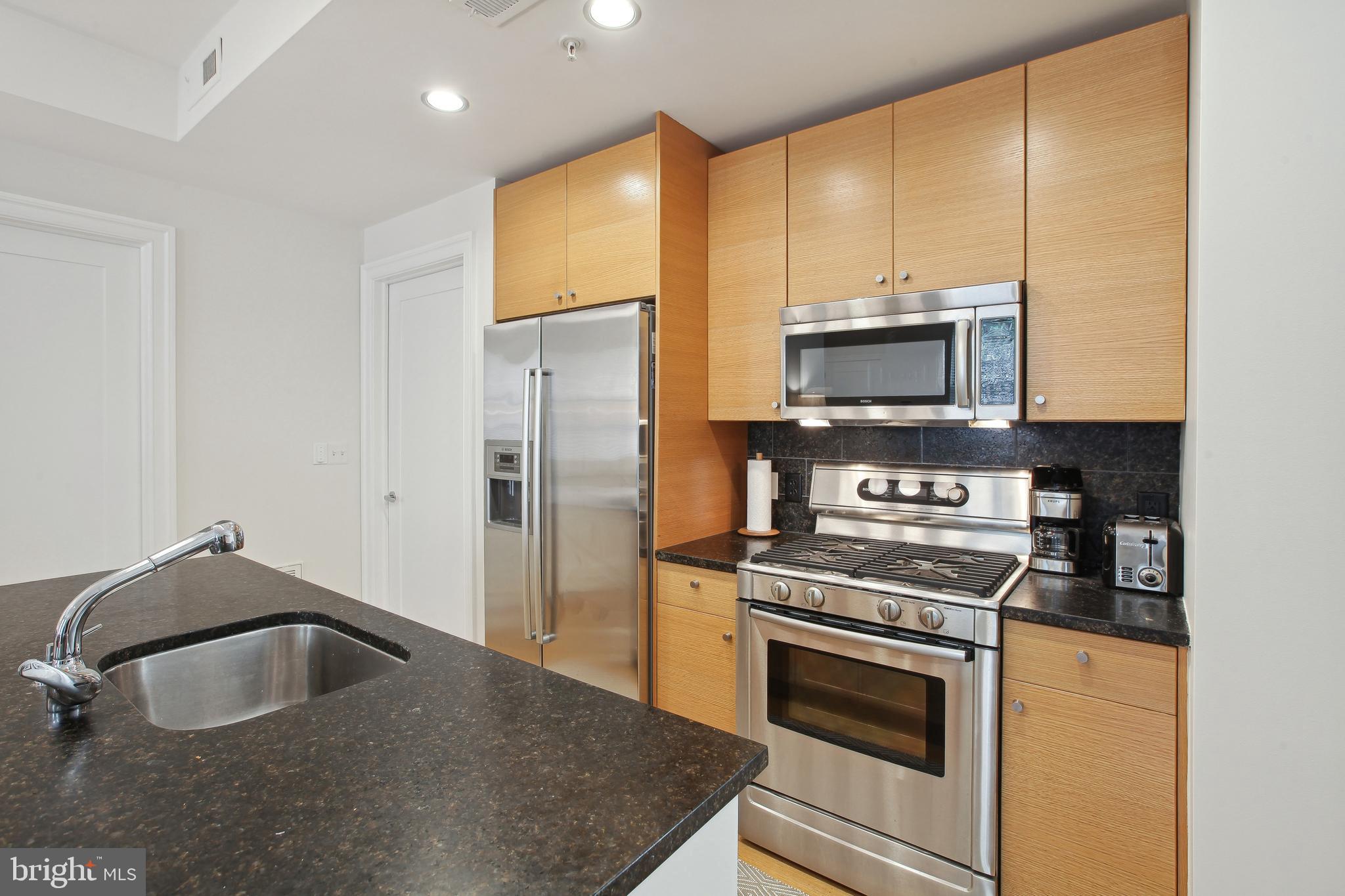 2516 Q STREET NW E101