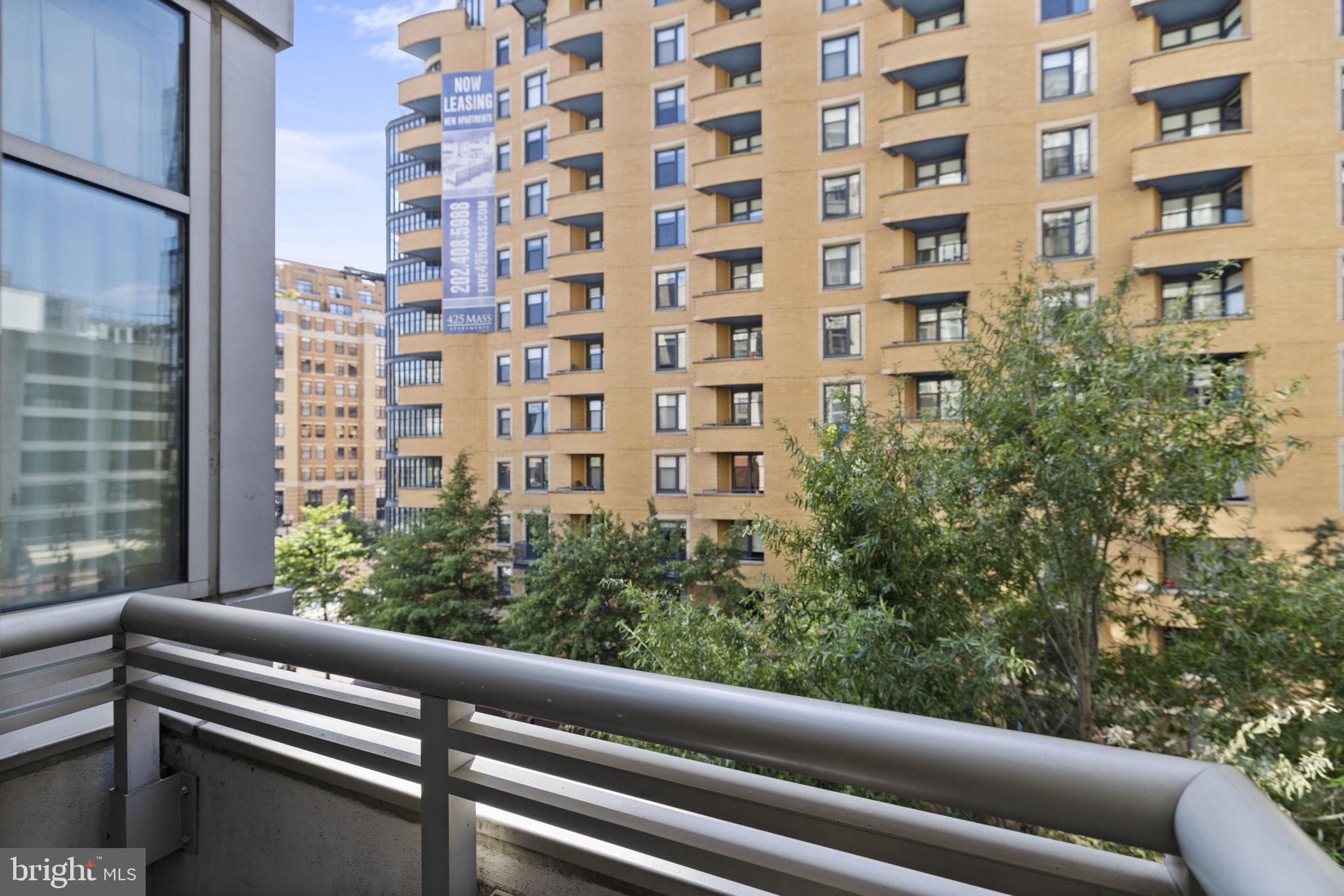 811 4TH STREET NW 406