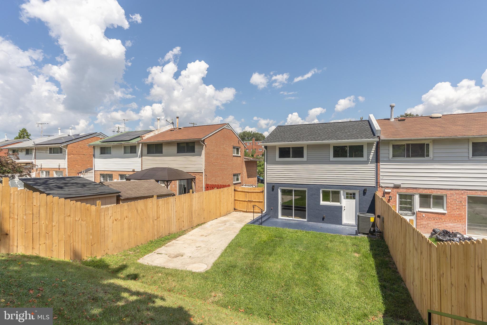 819 KENNEDY STREET NE