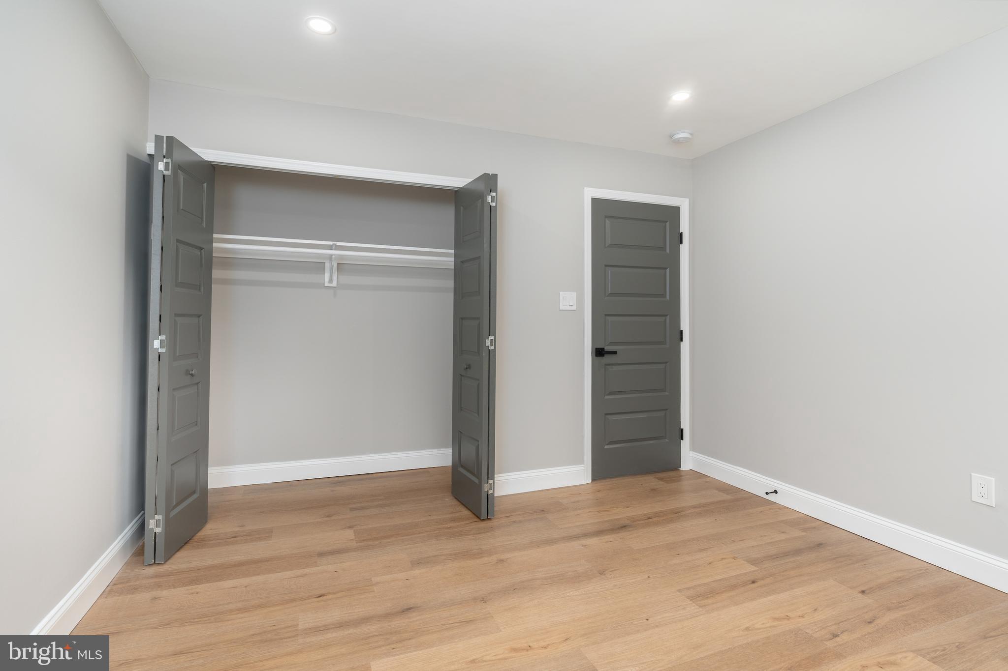 819 KENNEDY STREET NE