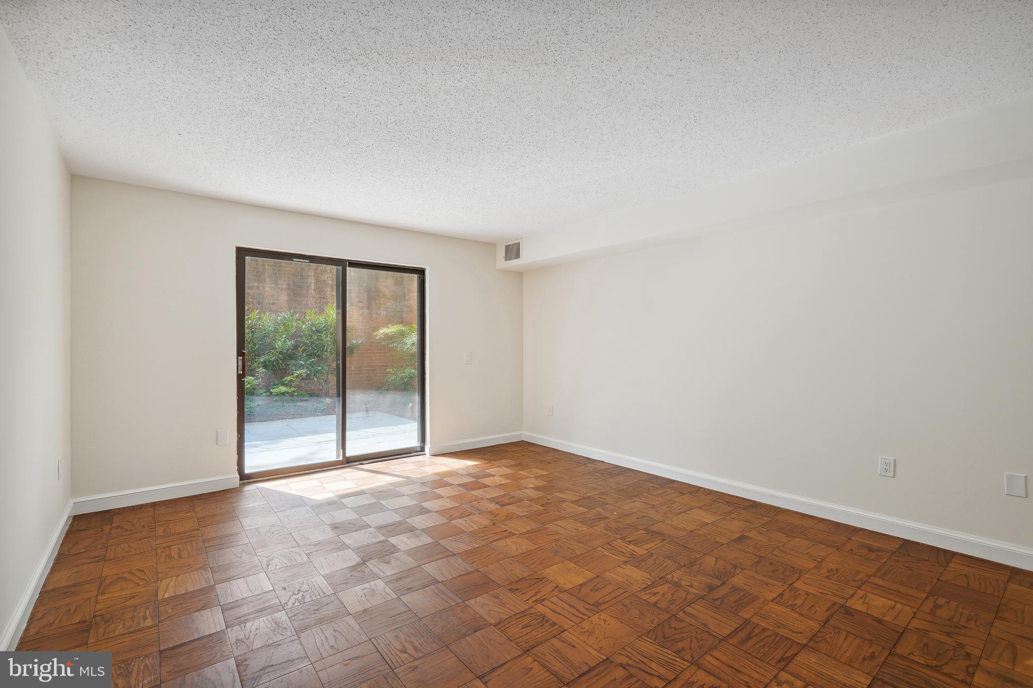 3101 NEW MEXICO AVENUE NW 218