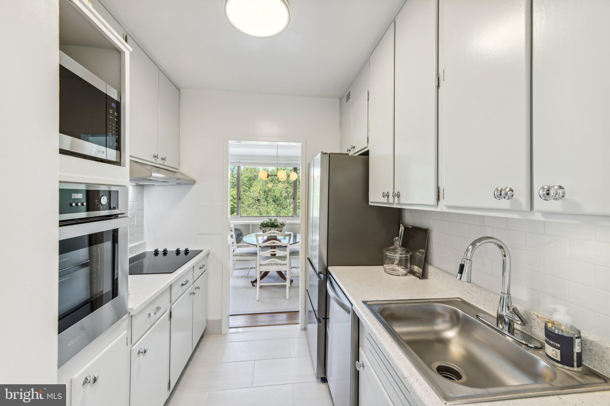 4101 CATHEDRAL AVENUE NW 807