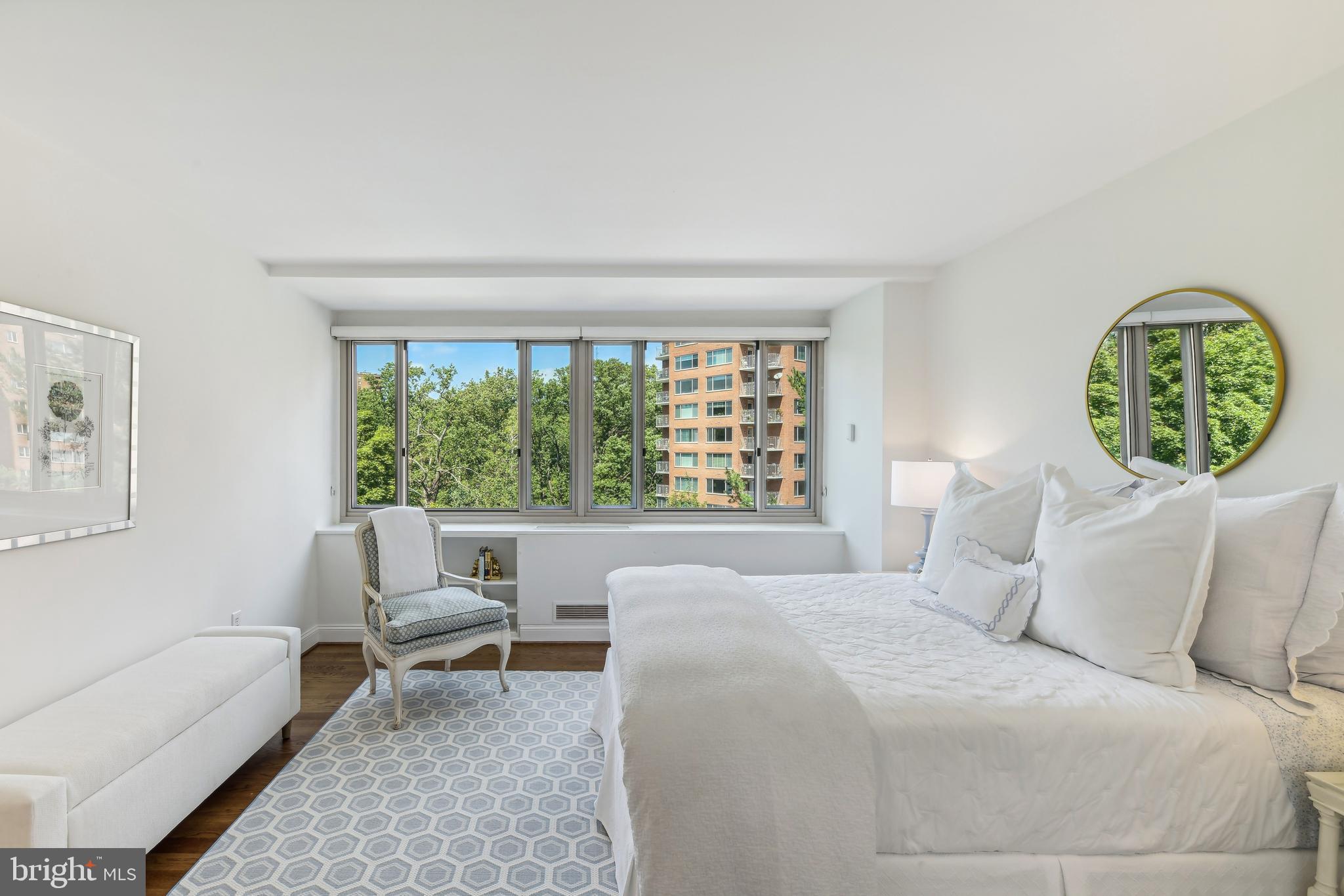 4101 CATHEDRAL AVENUE NW 807