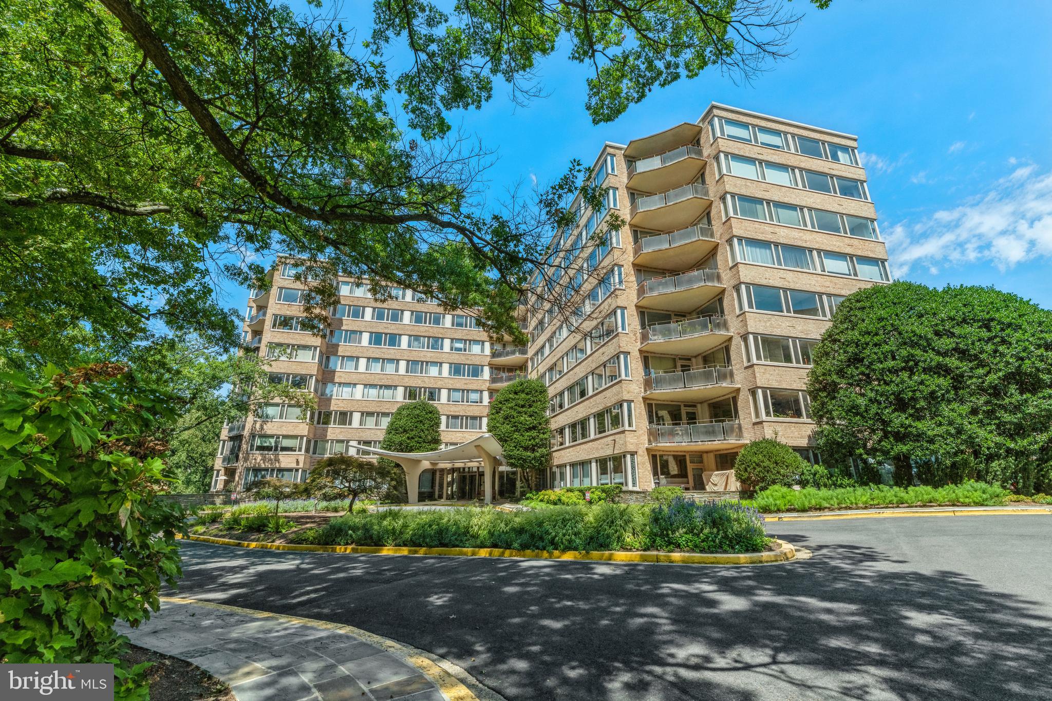 4101 CATHEDRAL AVENUE NW 807