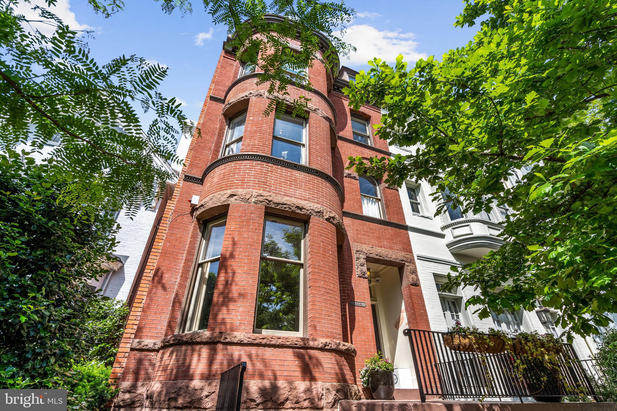 1696 31ST STREET NW