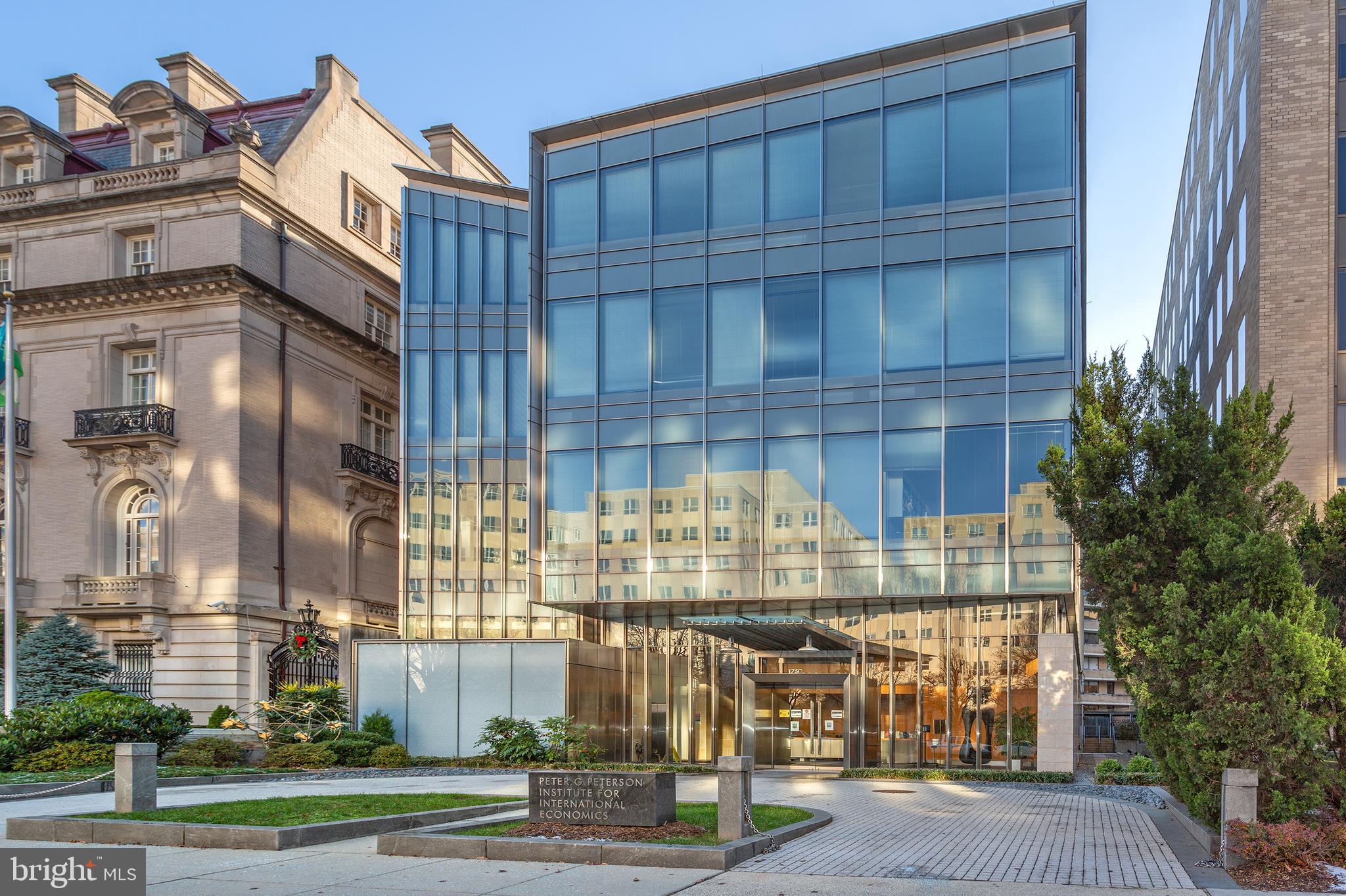 1727 MASSACHUSETTS AVENUE NW 304