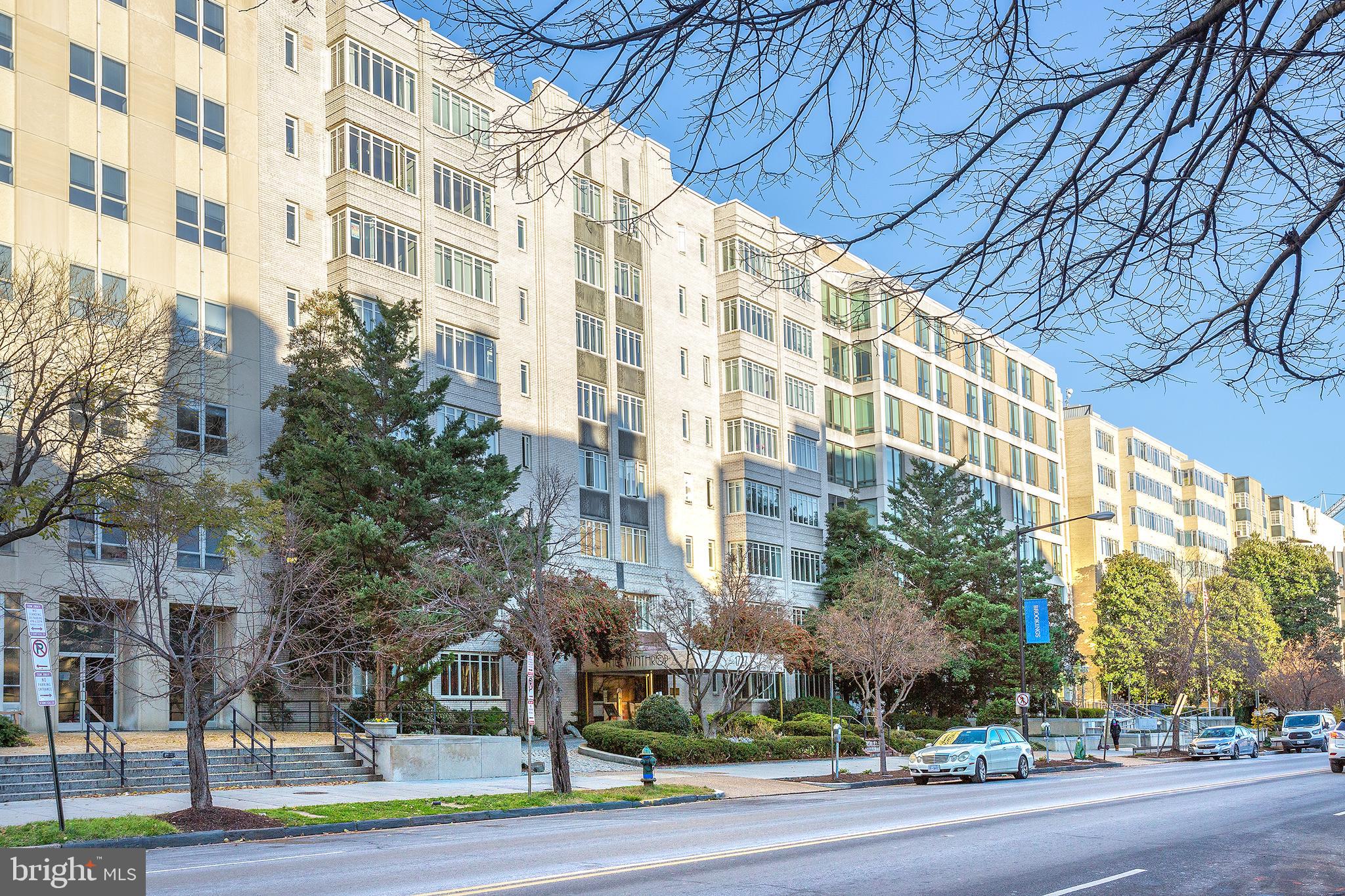 1727 MASSACHUSETTS AVENUE NW 304