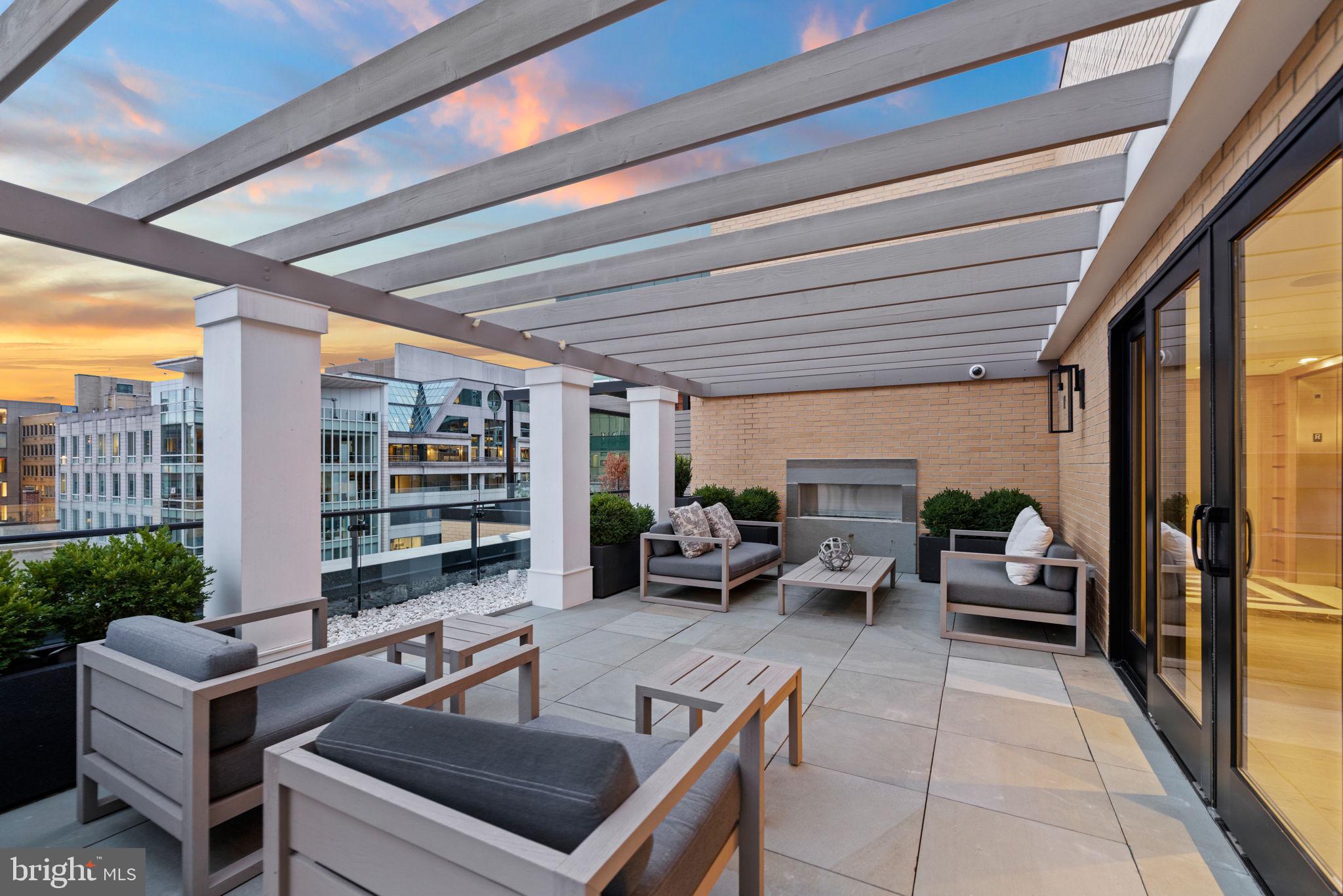 1108 16TH STREET NW PH701