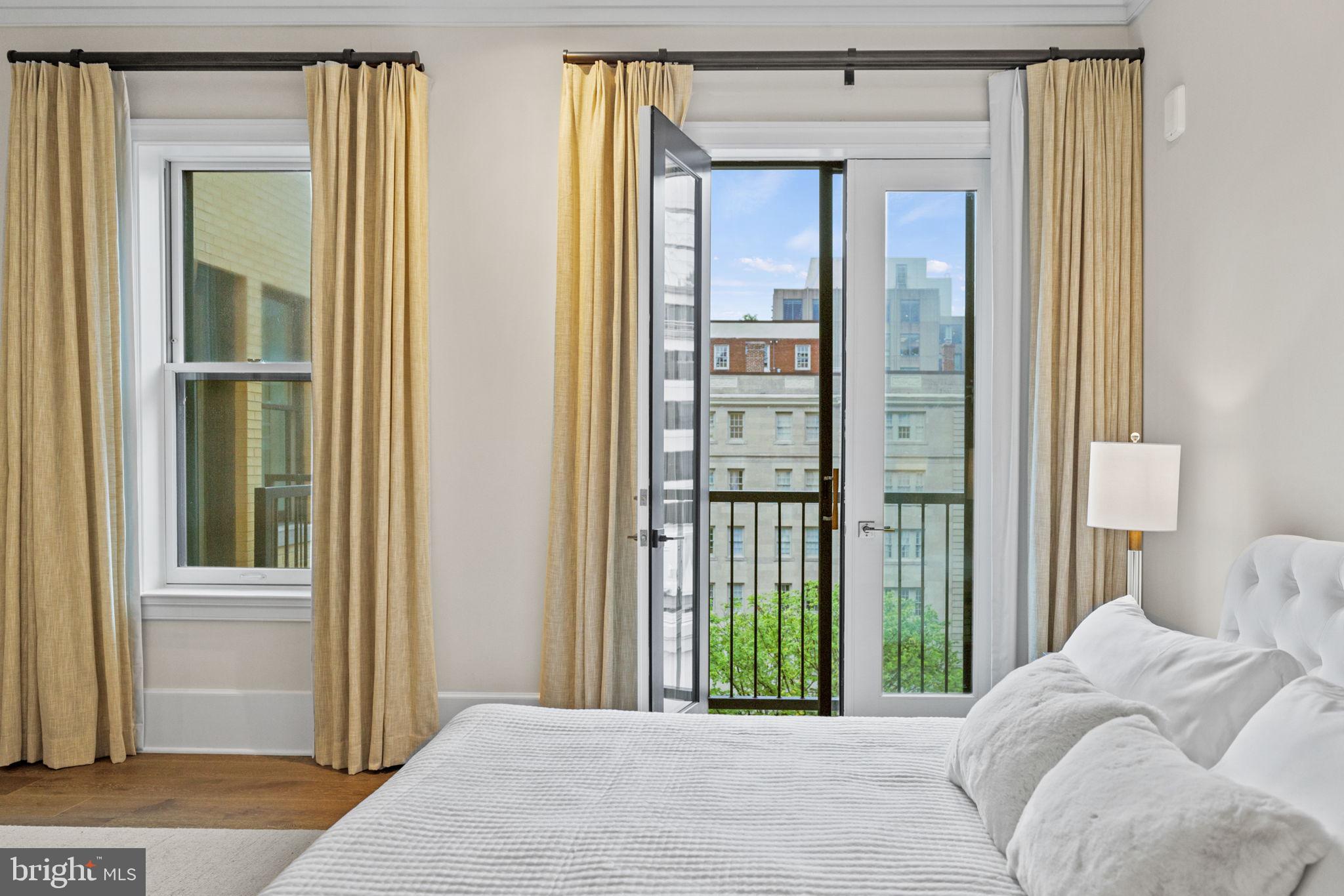 1108 16TH STREET NW PH701