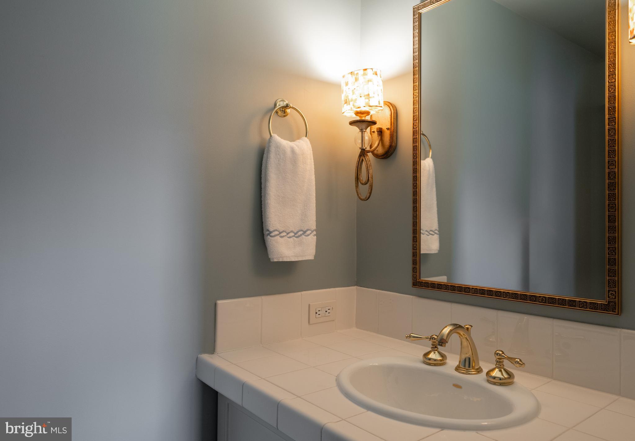 1803 KALORAMA SQUARE NW 2