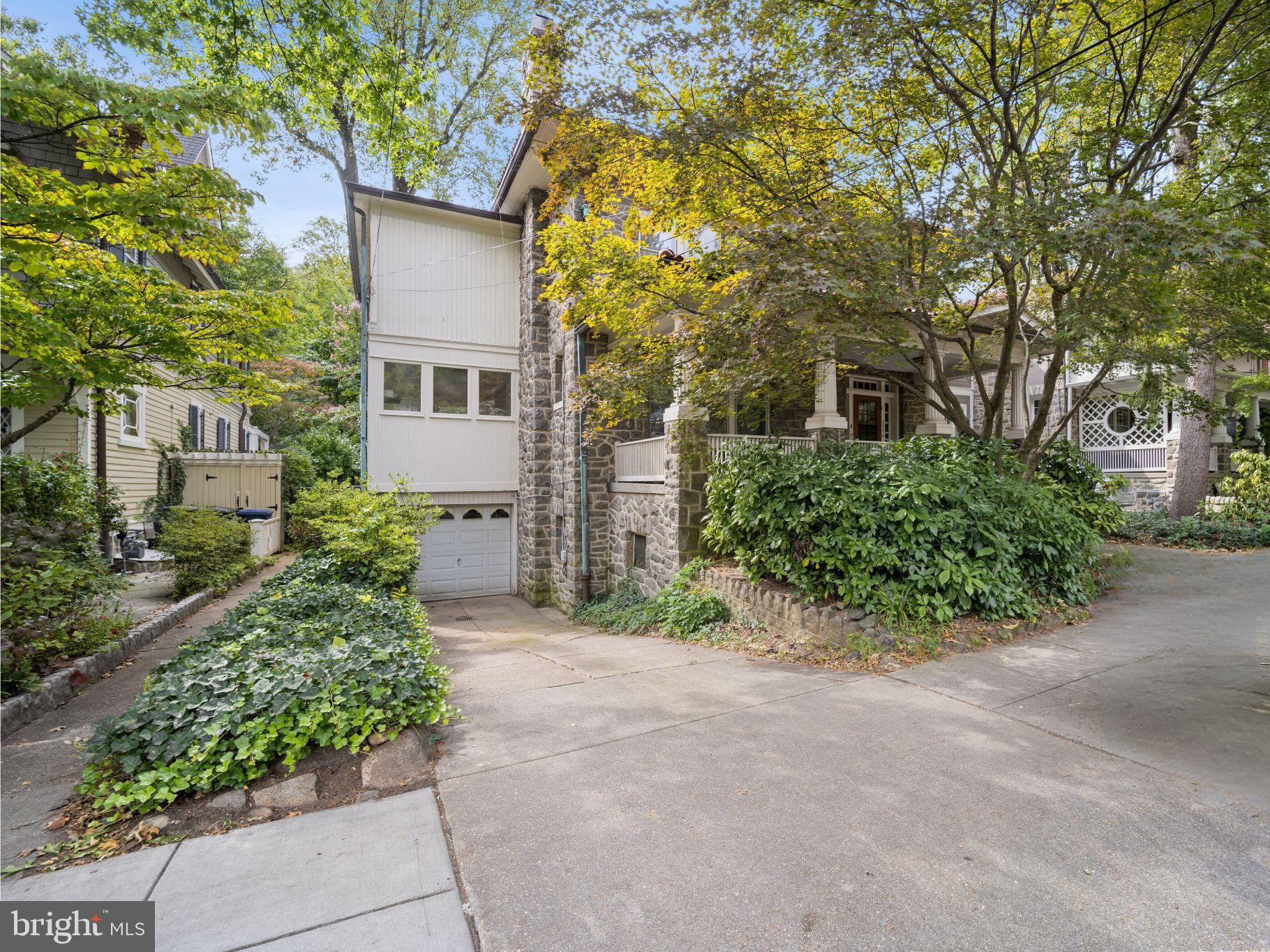 2946 MACOMB STREET NW