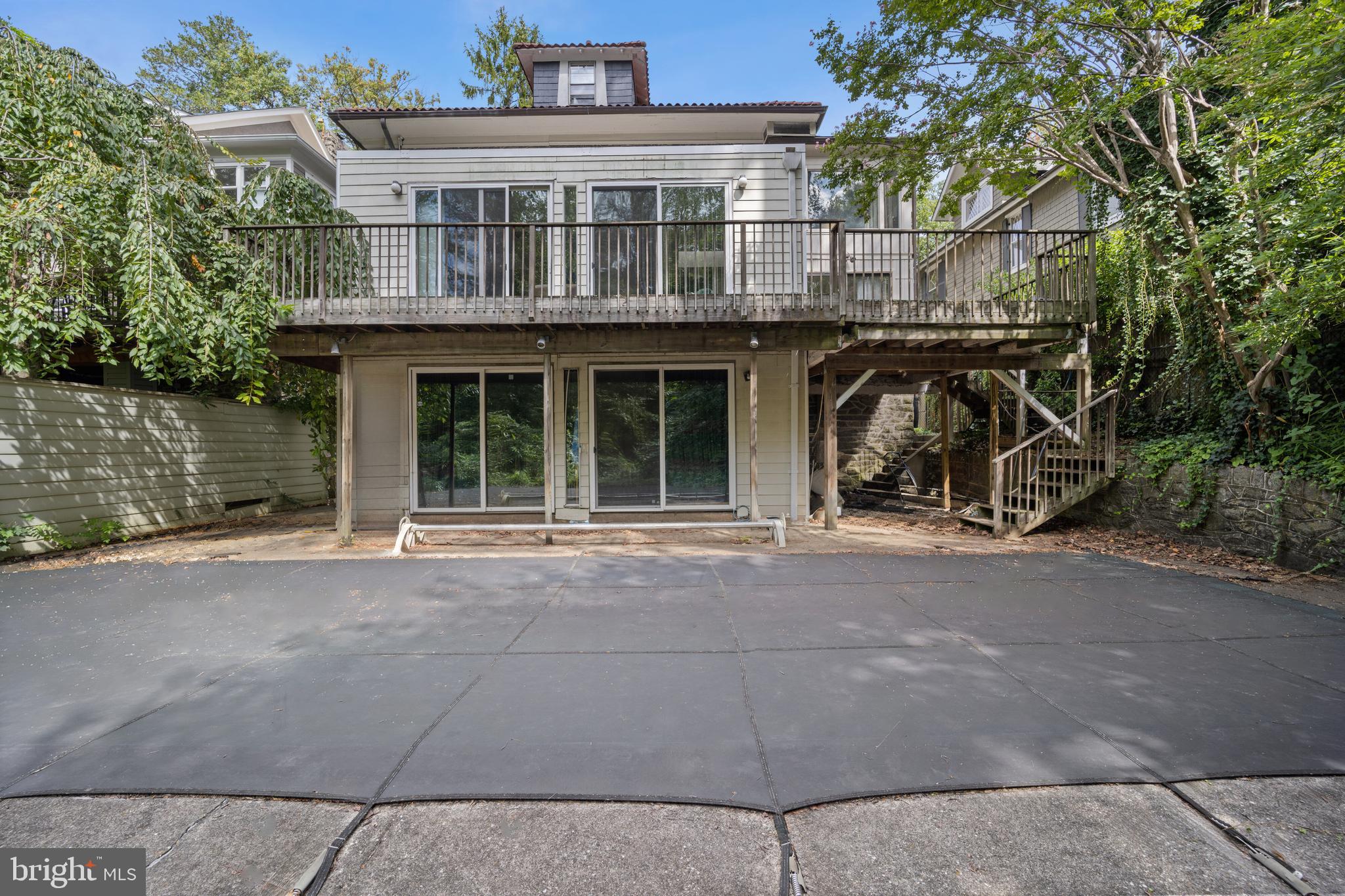 2946 MACOMB STREET NW