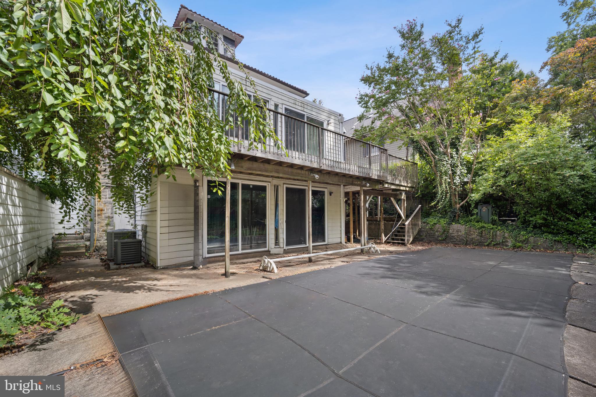 2946 MACOMB STREET NW