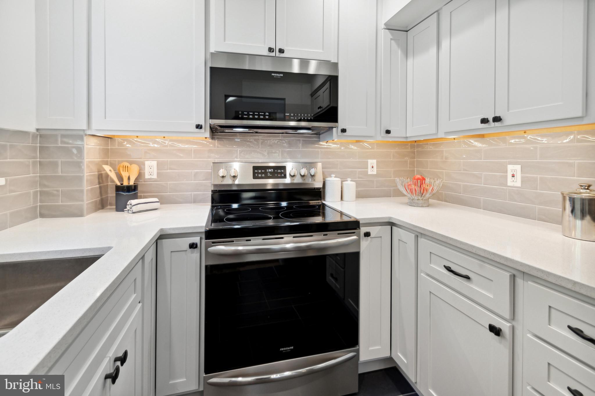 3881 PORTER STREET NW F300