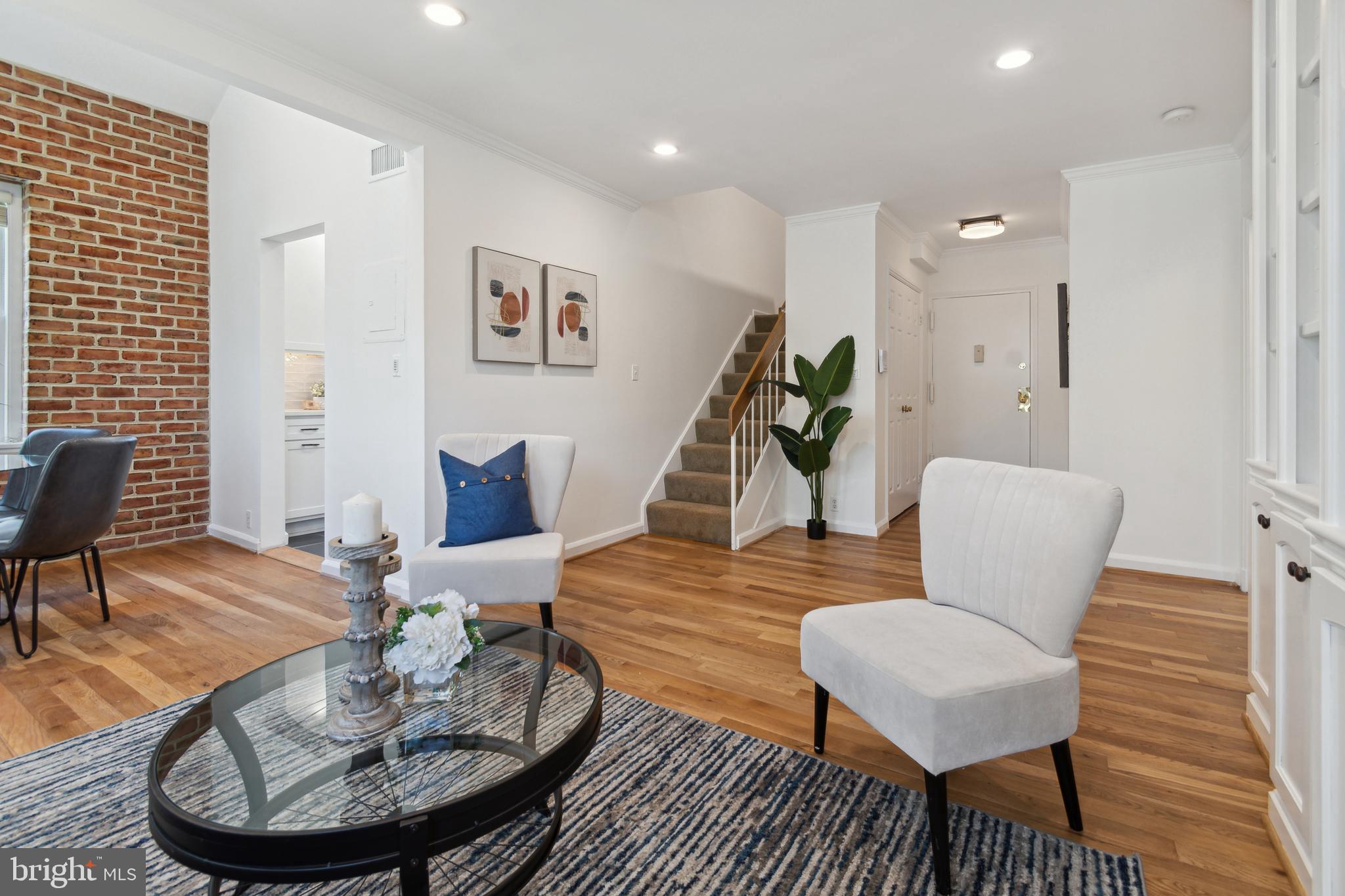 3881 PORTER STREET NW F300