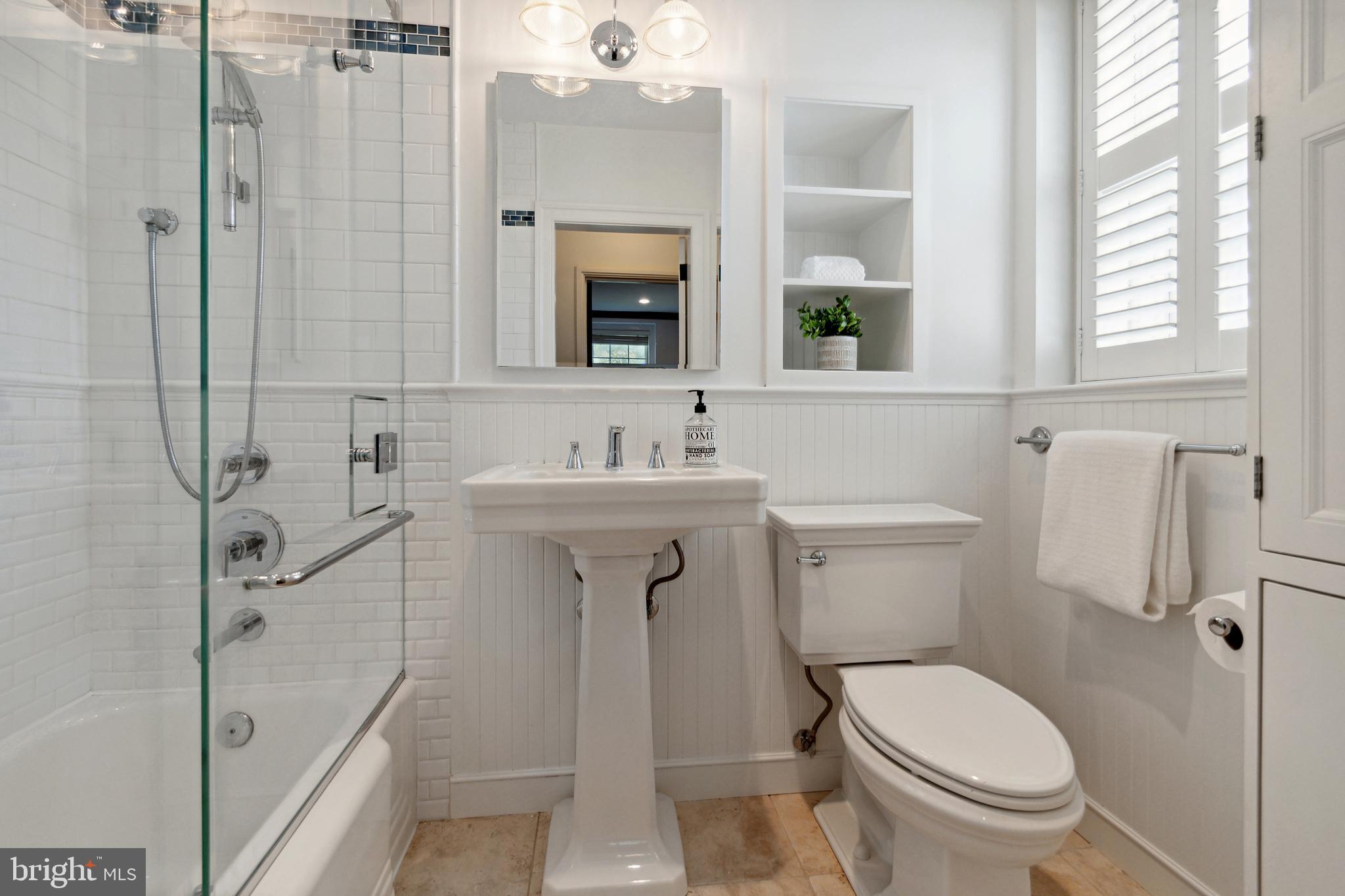 3881 PORTER STREET NW F300