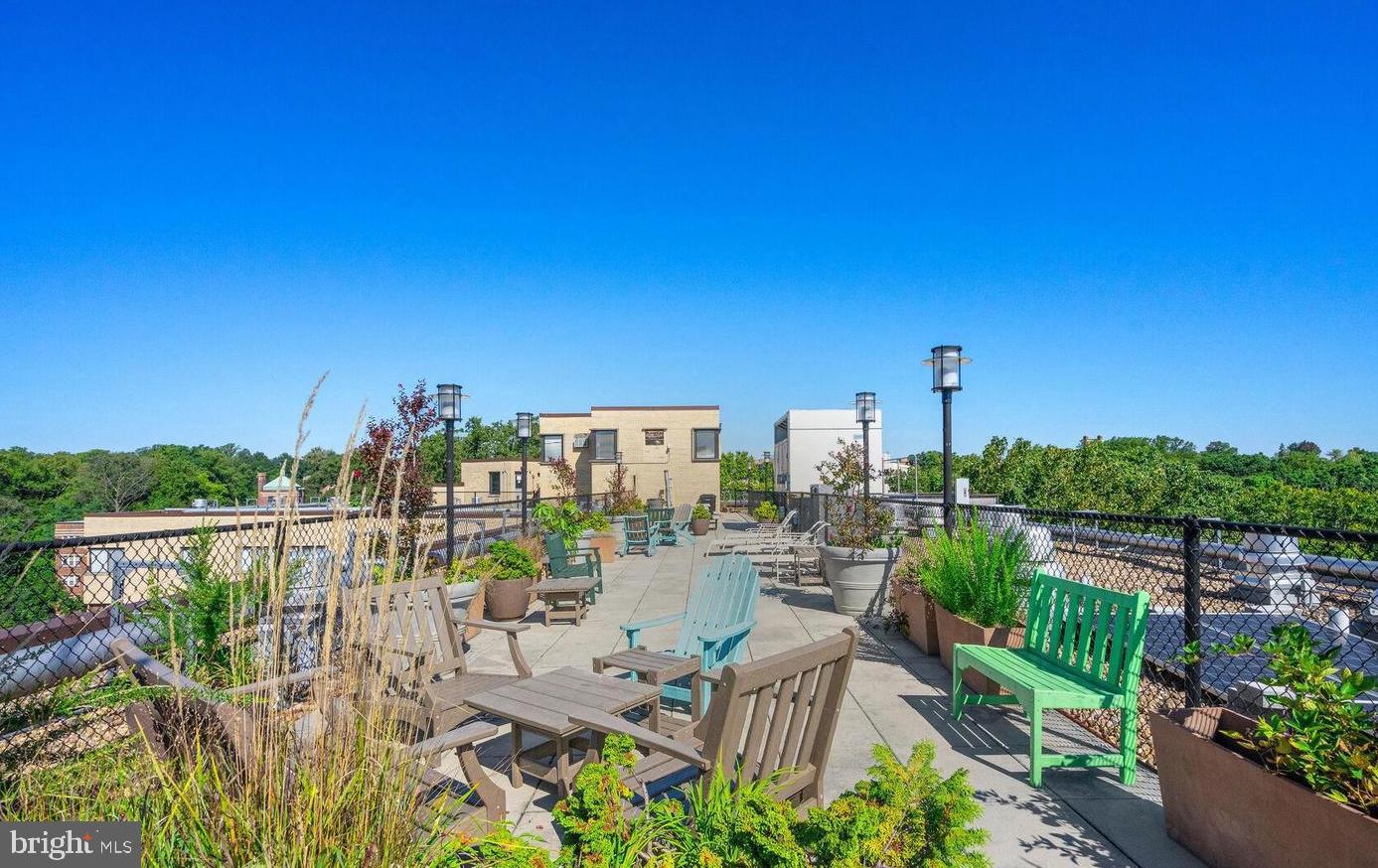 3701 CONNECTICUT AVENUE NW 424
