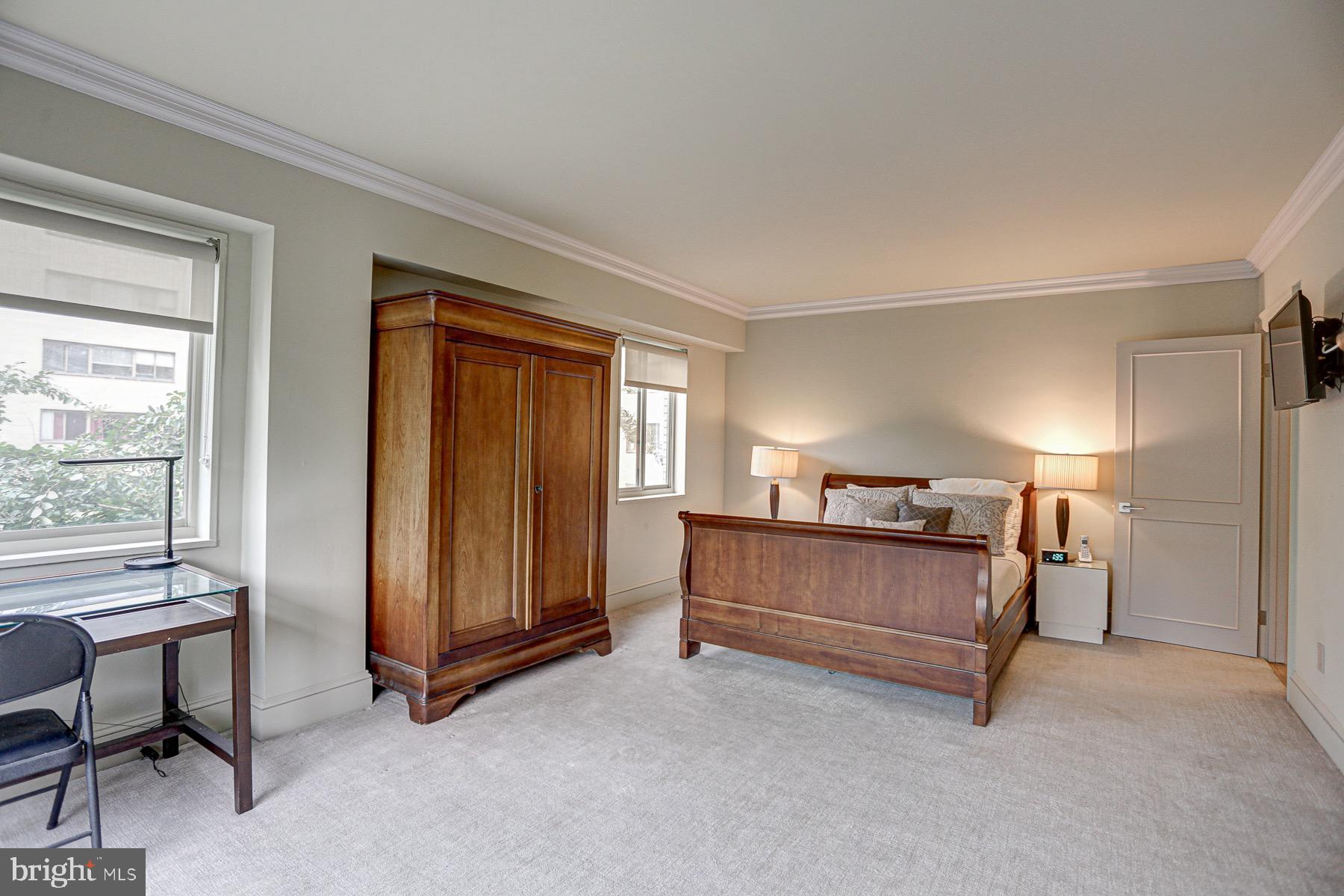 3701 CONNECTICUT AVENUE NW 424