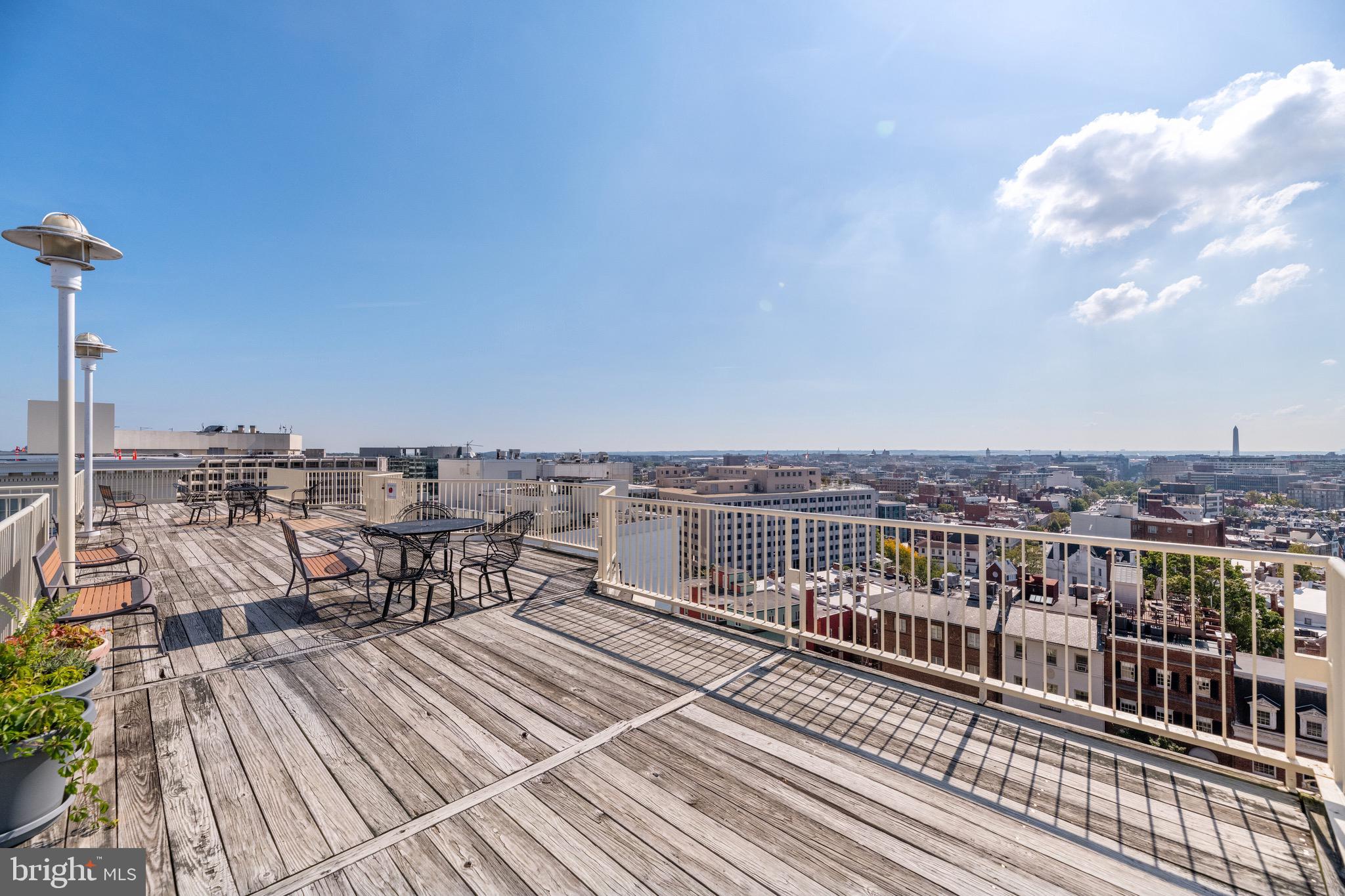 2122 CALIFORNIA STREET NW 352