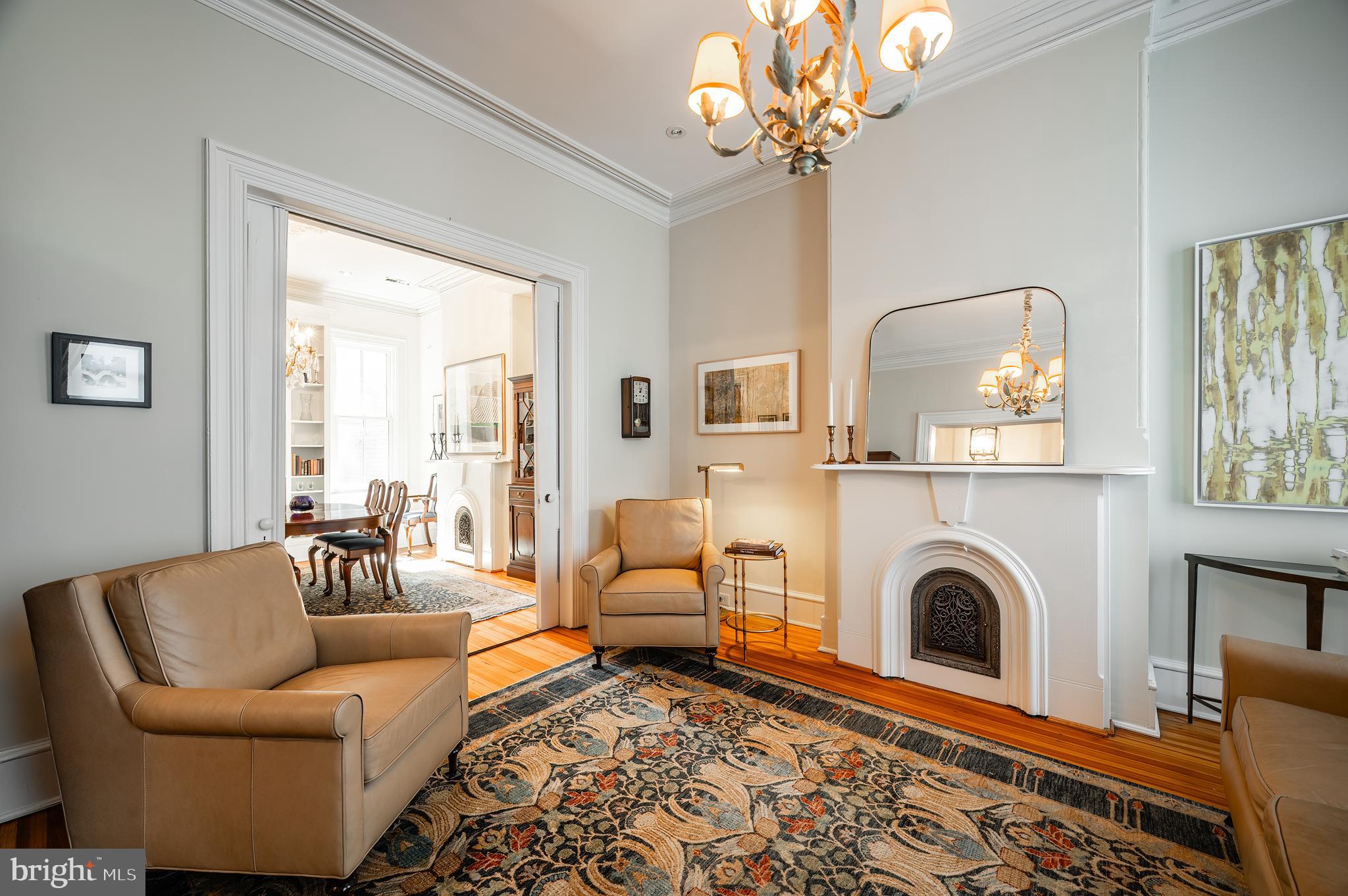 707 E CAPITOL STREET SE