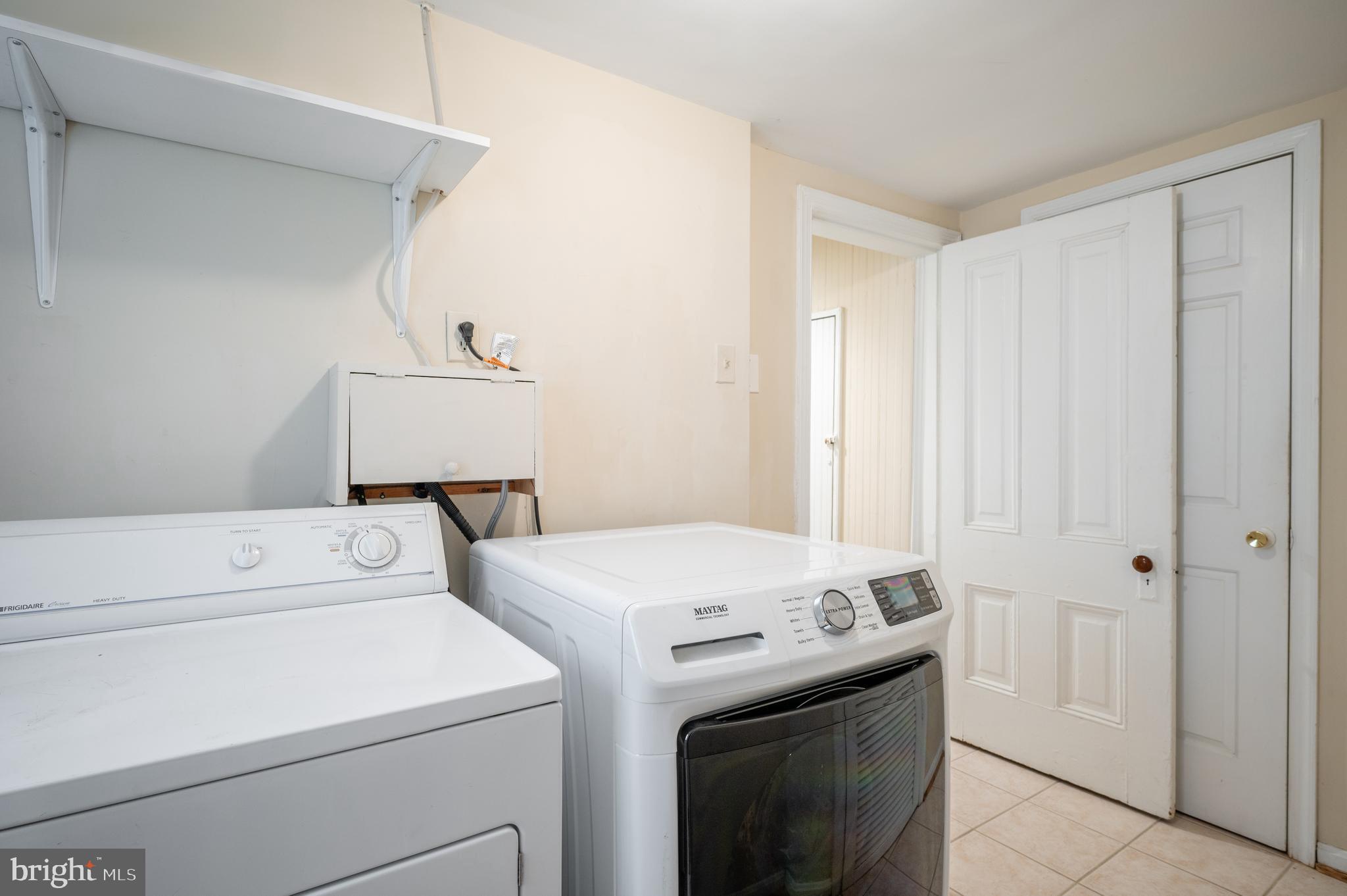 707 E CAPITOL STREET SE