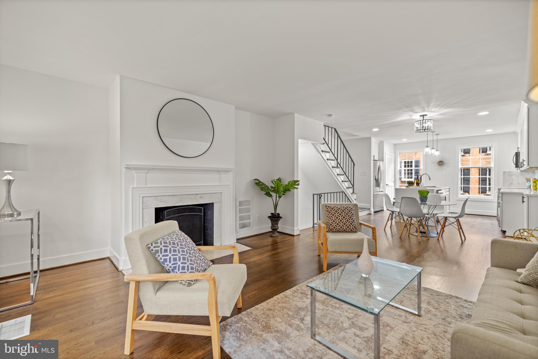 2535 QUEEN ANNES LANE NW