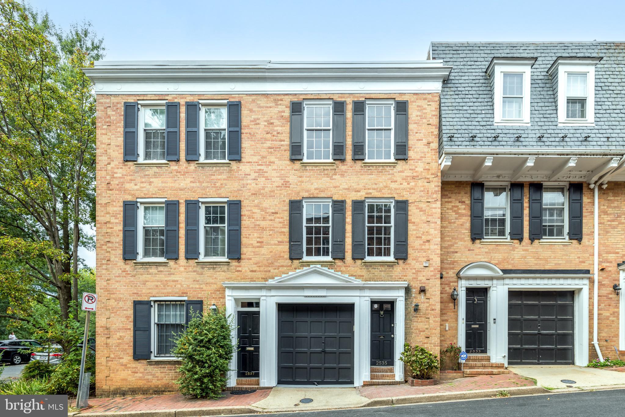2535 QUEEN ANNES LANE NW