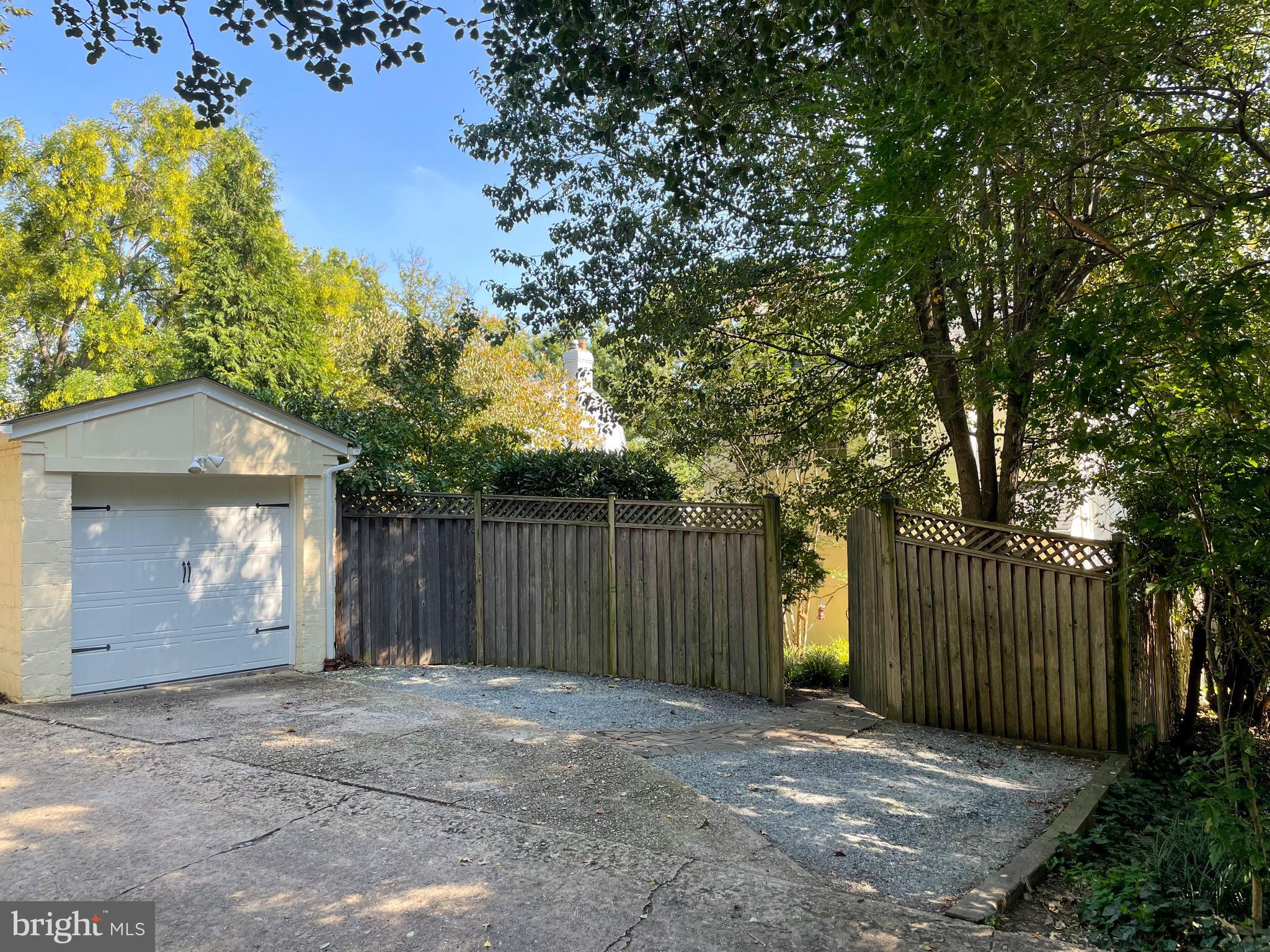 49 OBSERVATORY CIRCLE NW