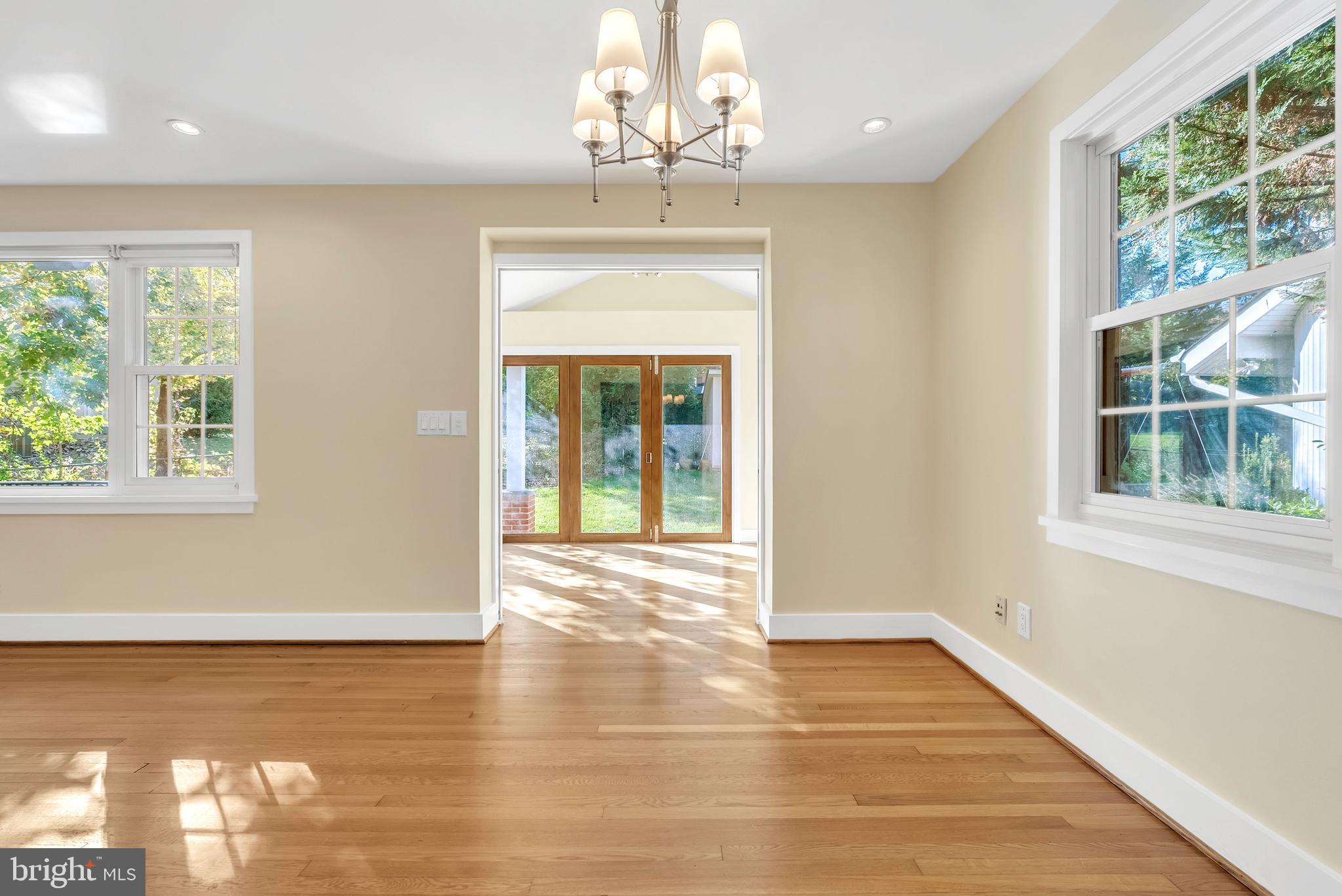 4472 UPTON STREET NW