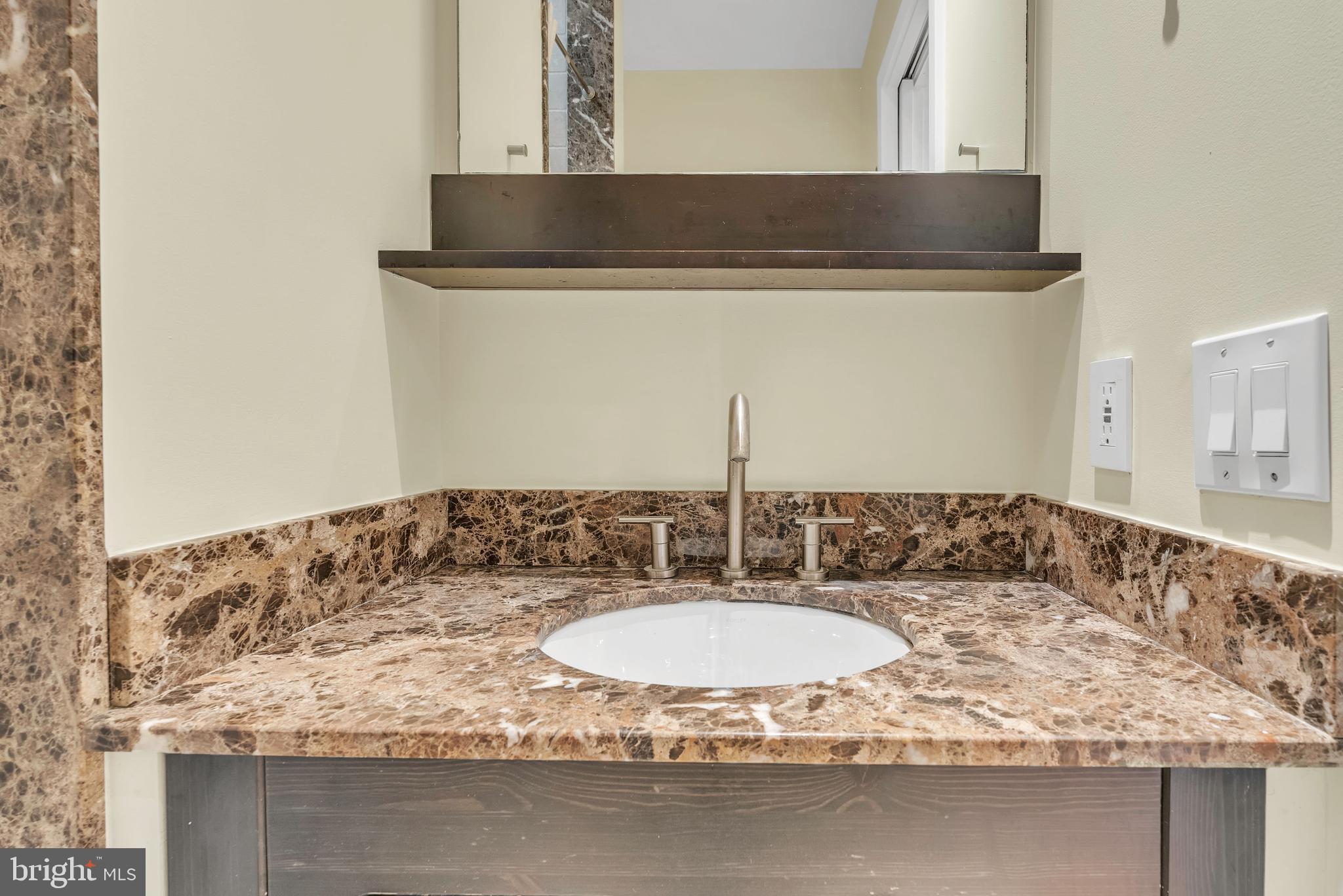 4472 UPTON STREET NW