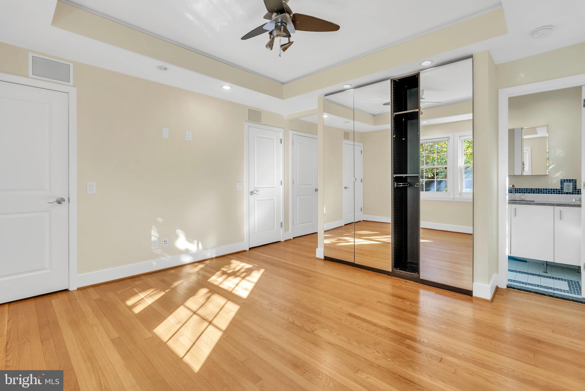 4472 UPTON STREET NW