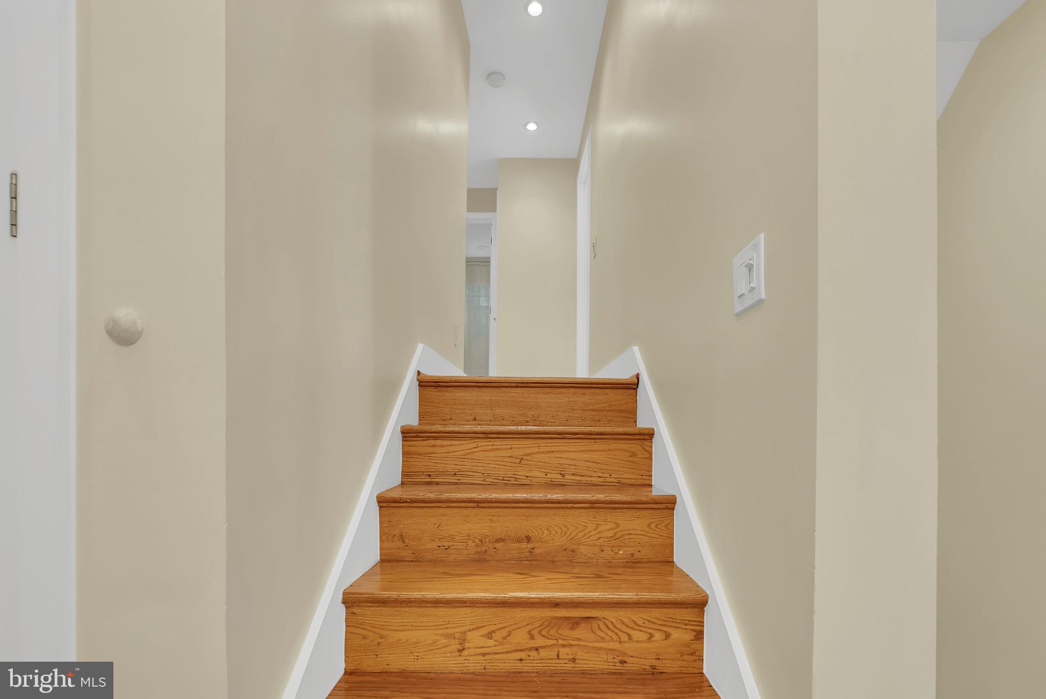 4472 UPTON STREET NW