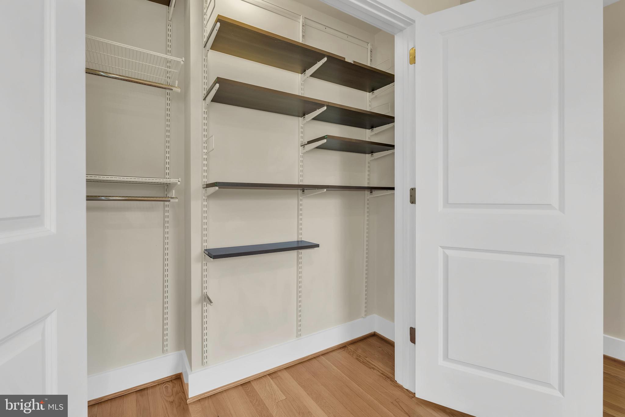 4472 UPTON STREET NW