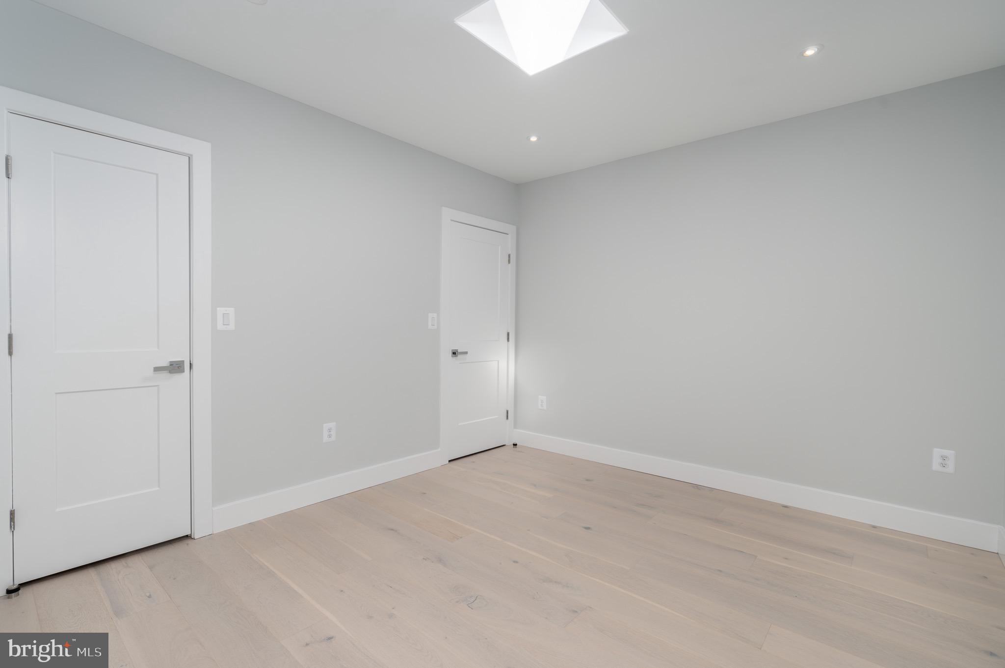 1128 BUCHANAN STREET NW 3