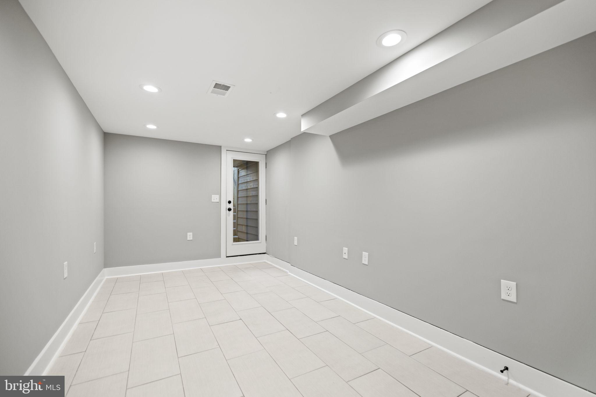 219 MORGAN STREET NW