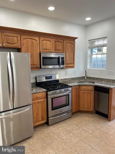 13 16TH STREET NE