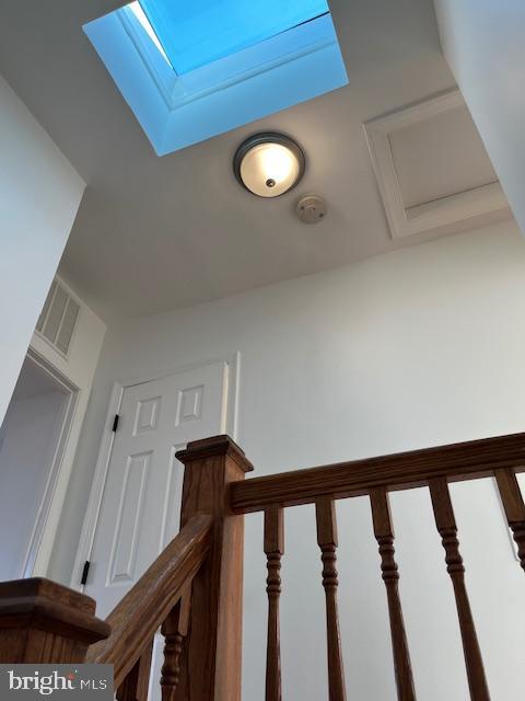 13 16TH STREET NE