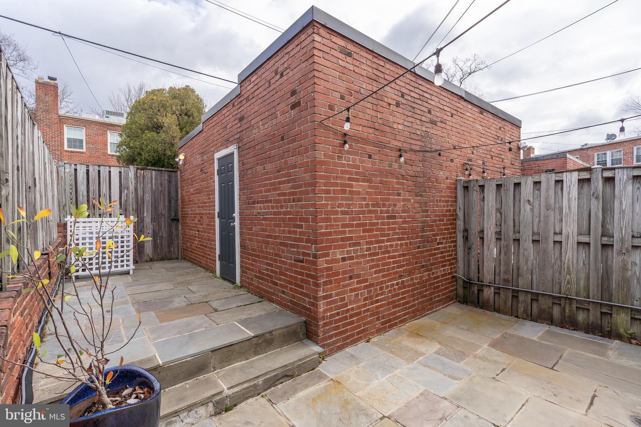 2311 HUIDEKOPER PLACE NW