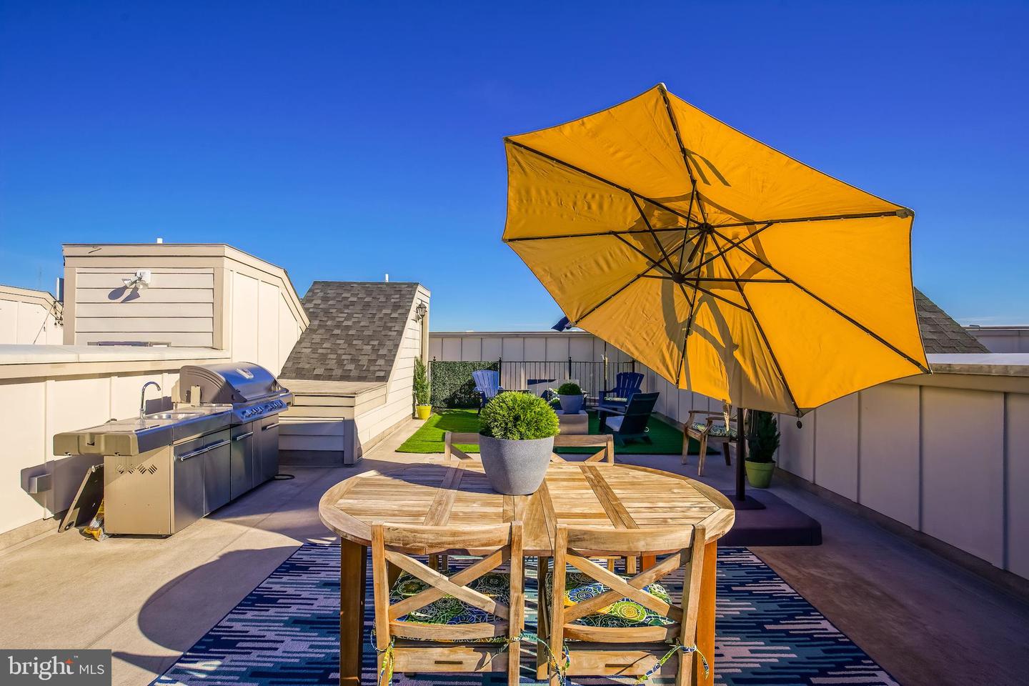 1904 Vermont Ave NW #B