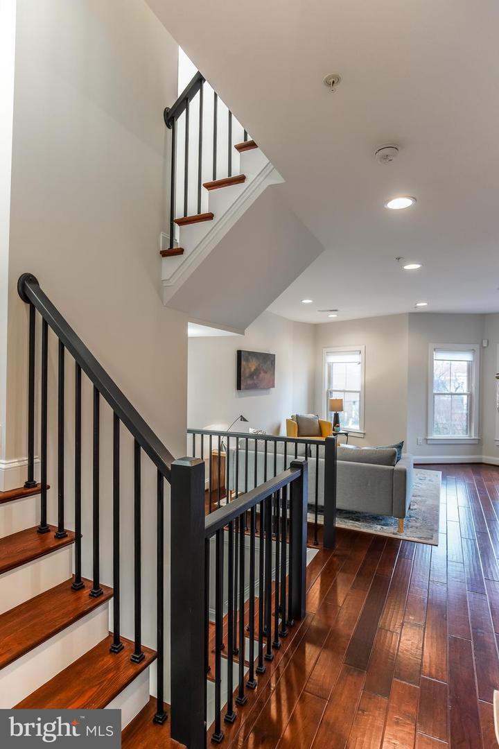 1904 Vermont Ave NW #B