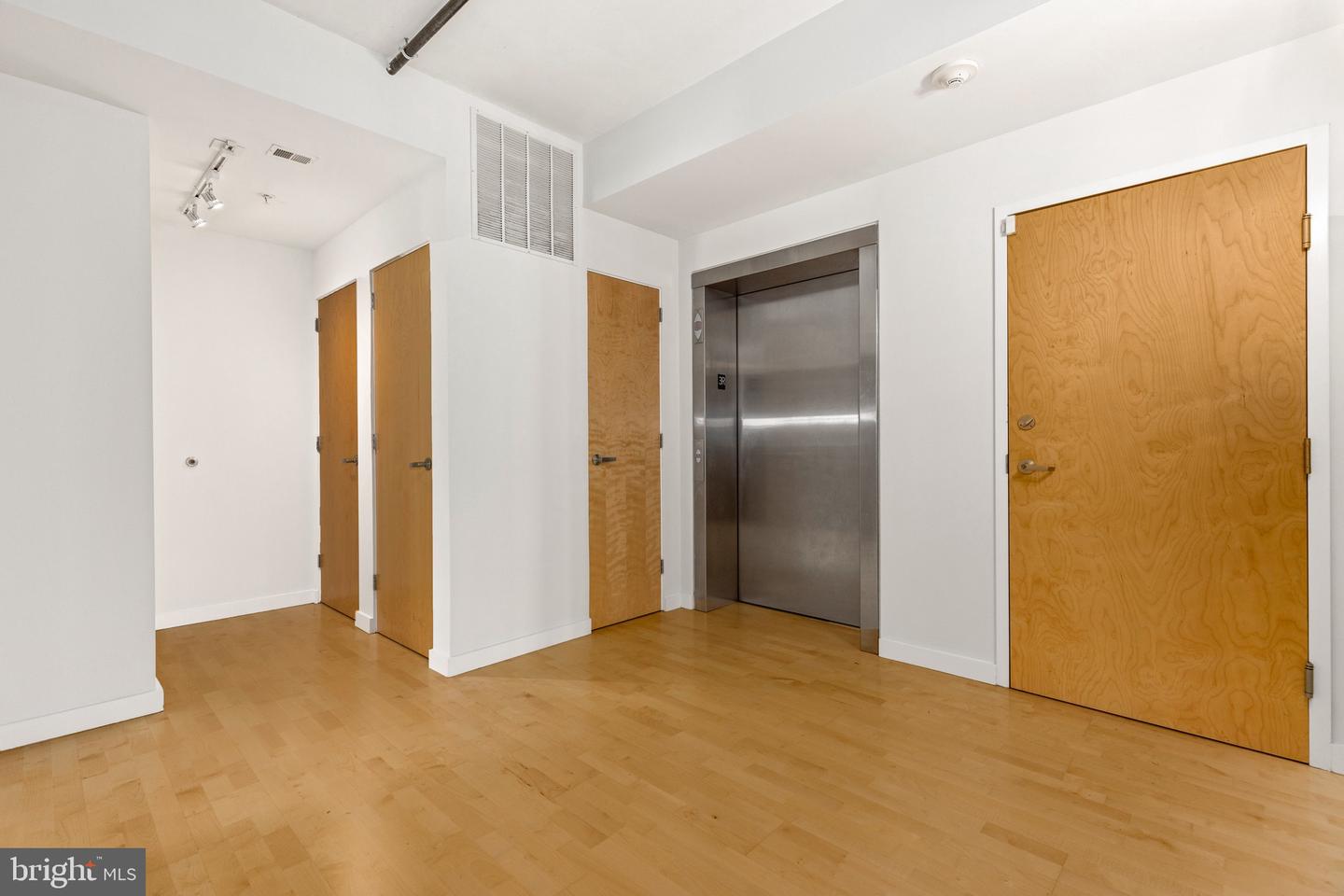 1125 11th St NW #301