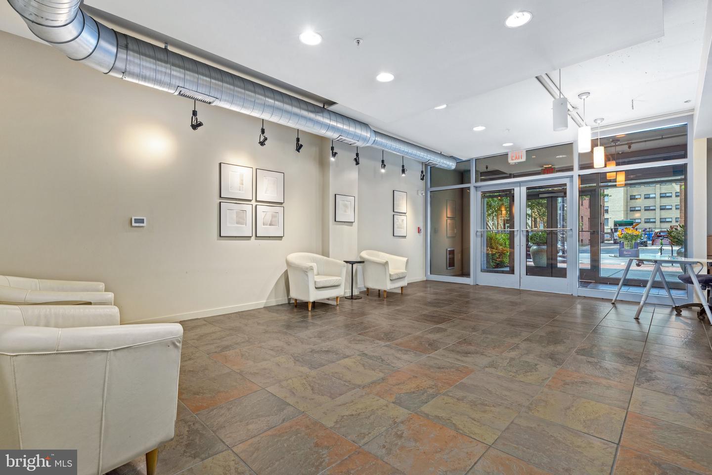 1125 11th St NW #301